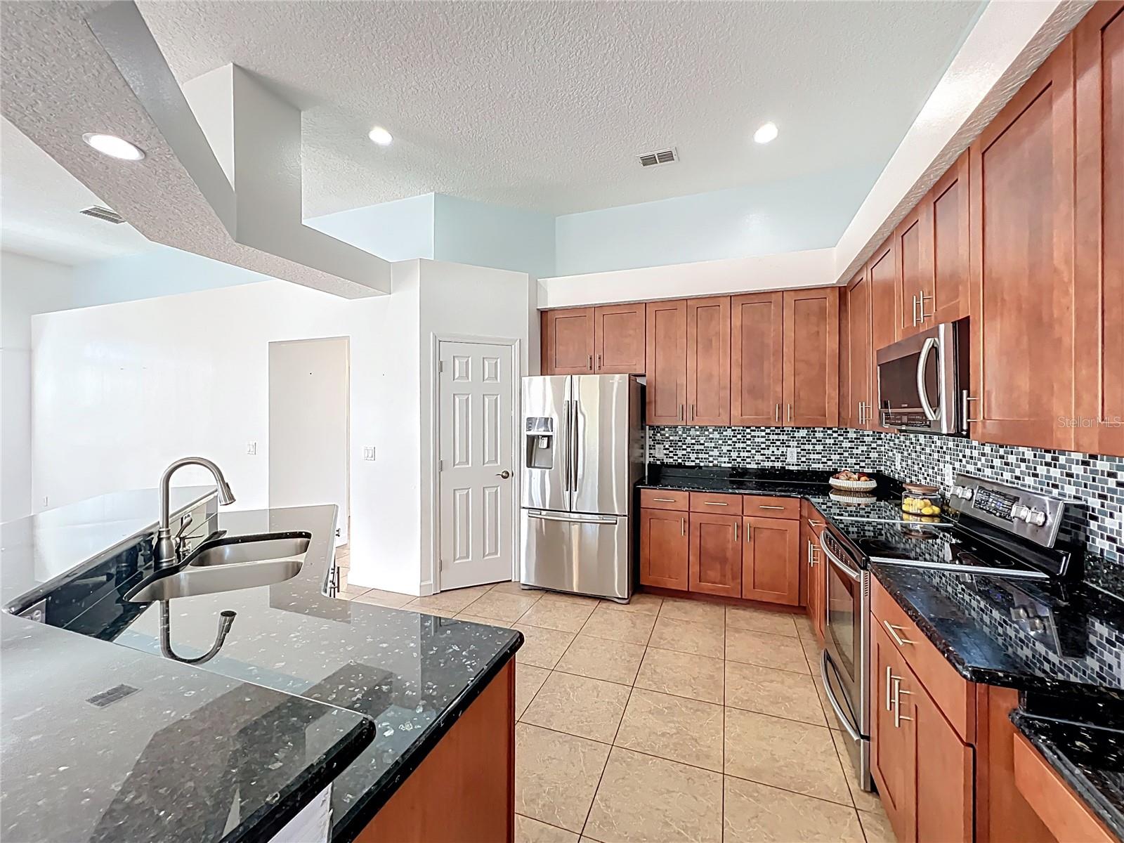 Image 10 of 48 For 3311 Sterling Lake Circle