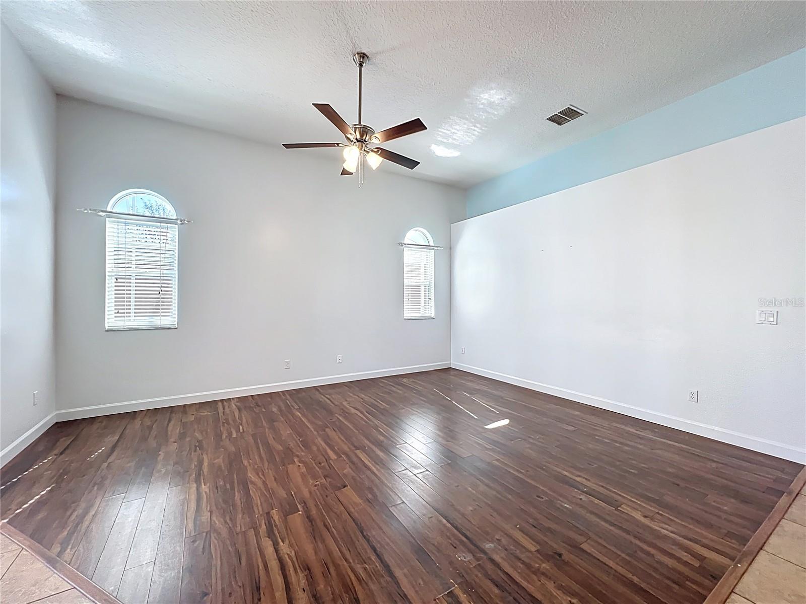 Image 15 of 48 For 3311 Sterling Lake Circle