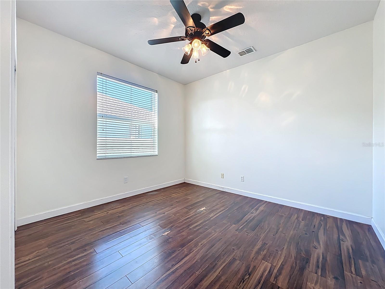 Image 16 of 48 For 3311 Sterling Lake Circle