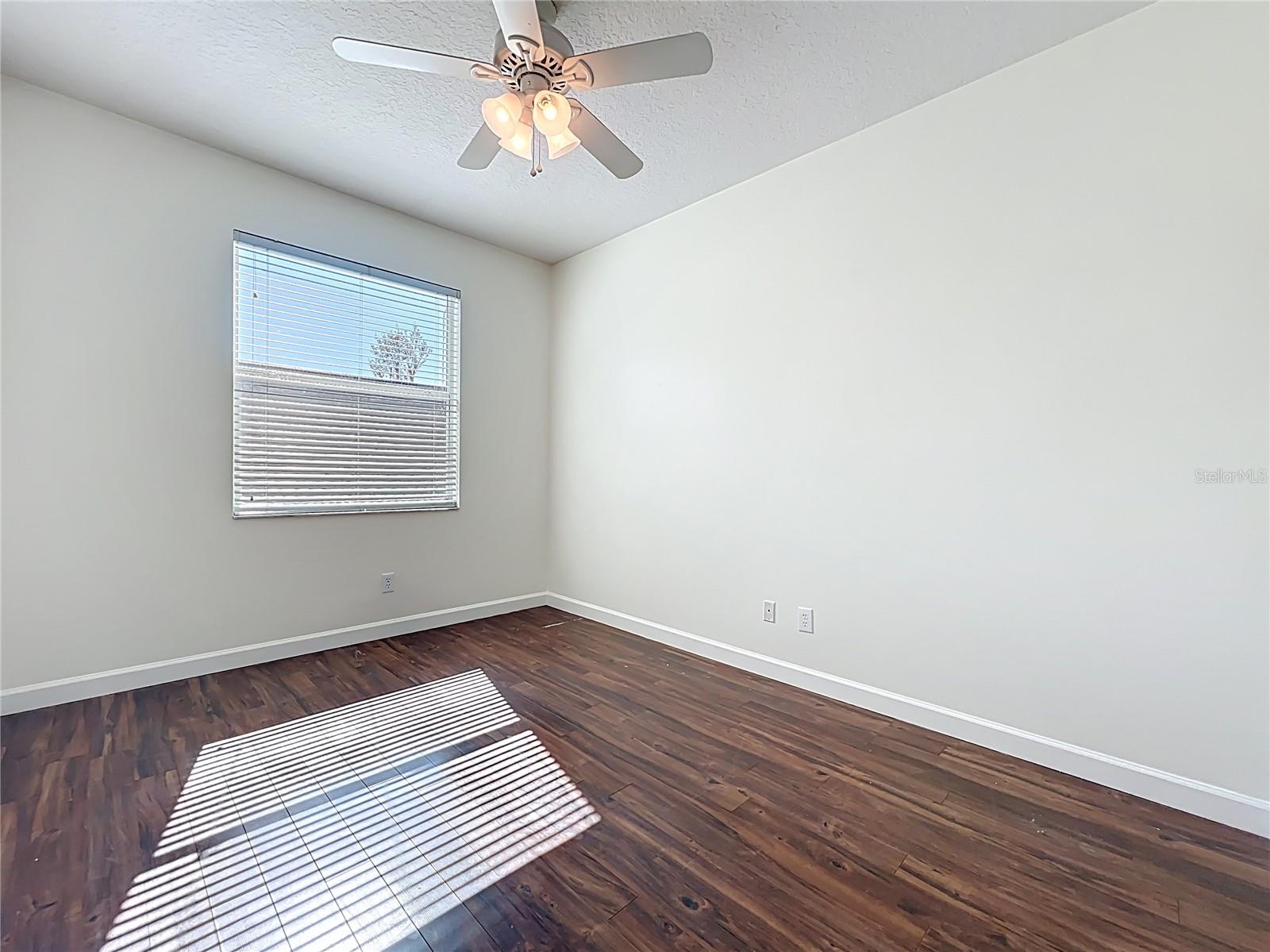 Image 19 of 48 For 3311 Sterling Lake Circle