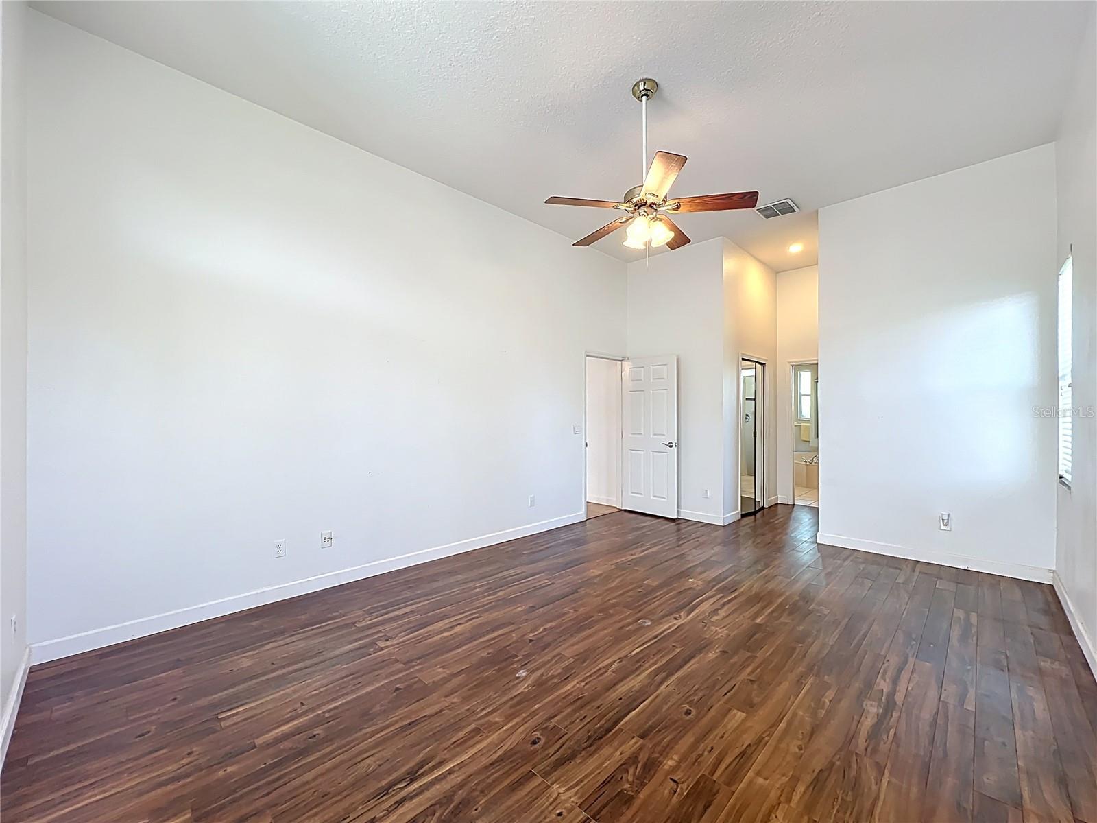 Image 26 of 48 For 3311 Sterling Lake Circle