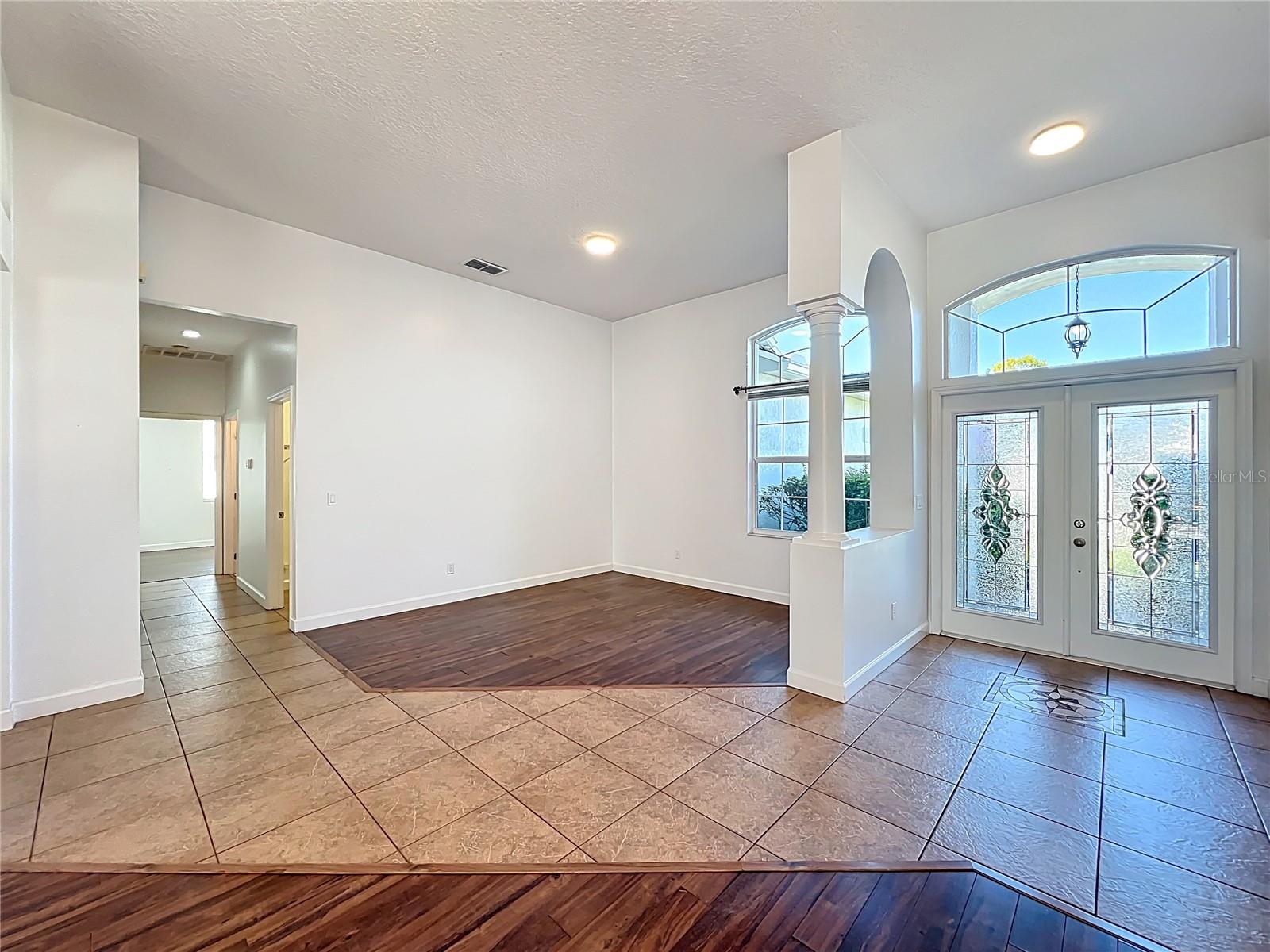 Image 6 of 48 For 3311 Sterling Lake Circle