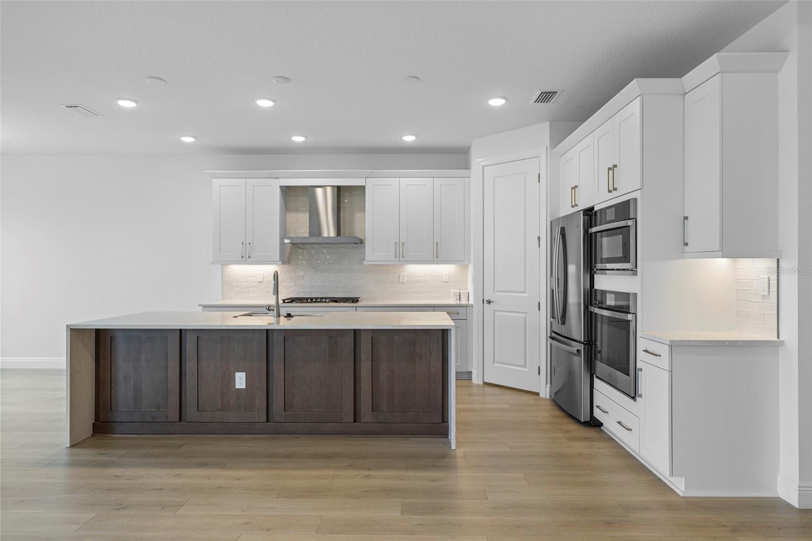Image 4 of 55 For 18373 Rockport Place