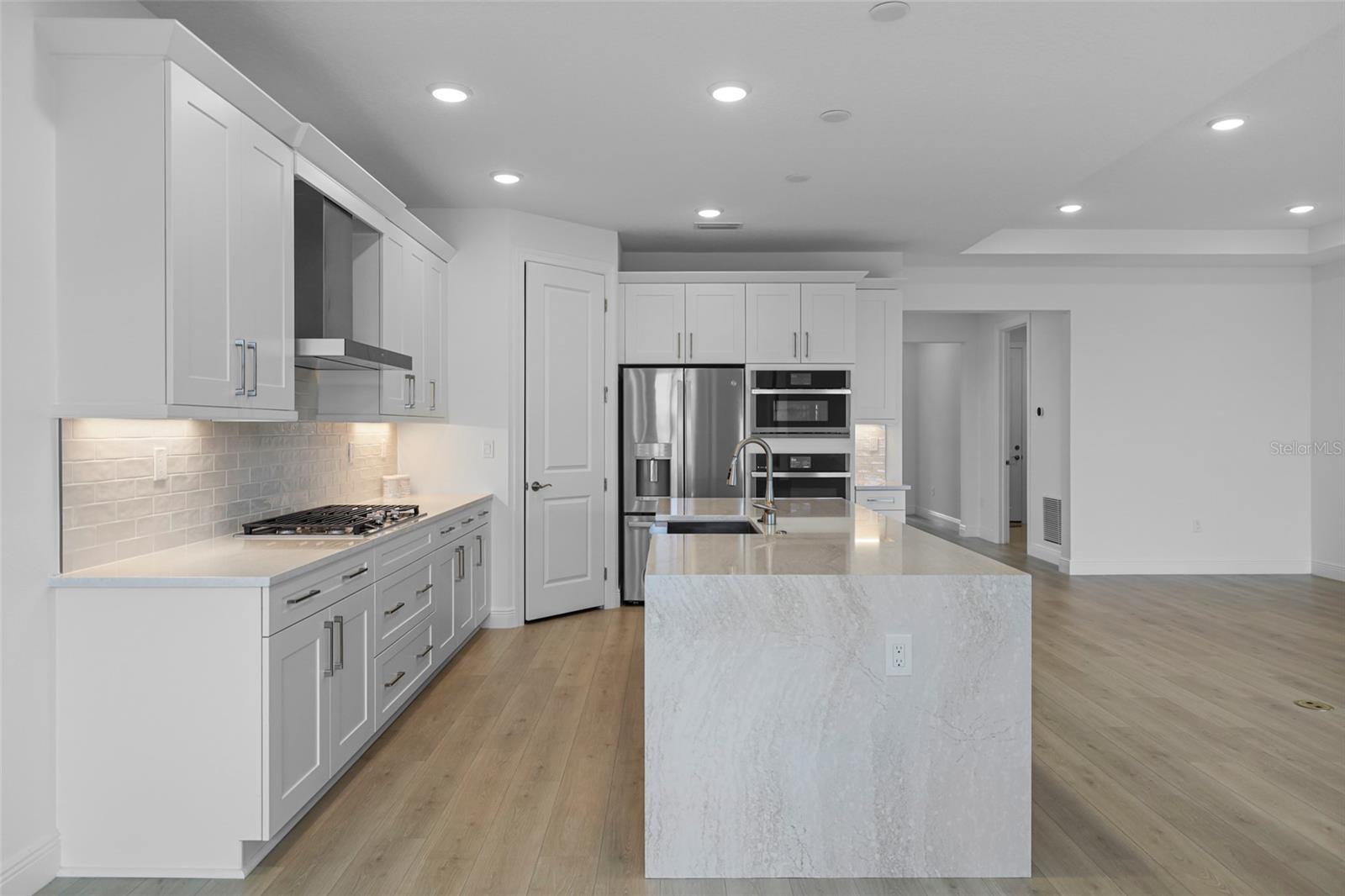 Image 7 of 55 For 18373 Rockport Place