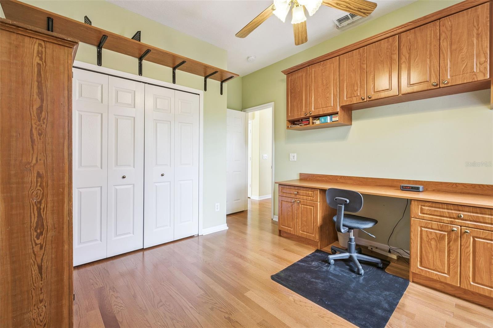 Image 35 of 68 For 1061 Spring Mill Drive