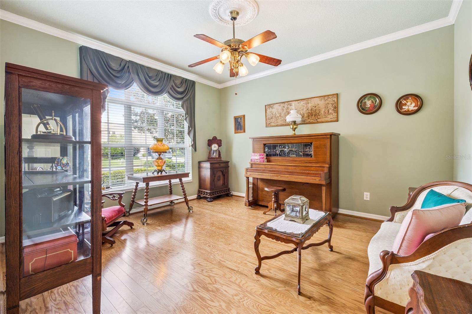 Image 5 of 68 For 1061 Spring Mill Drive