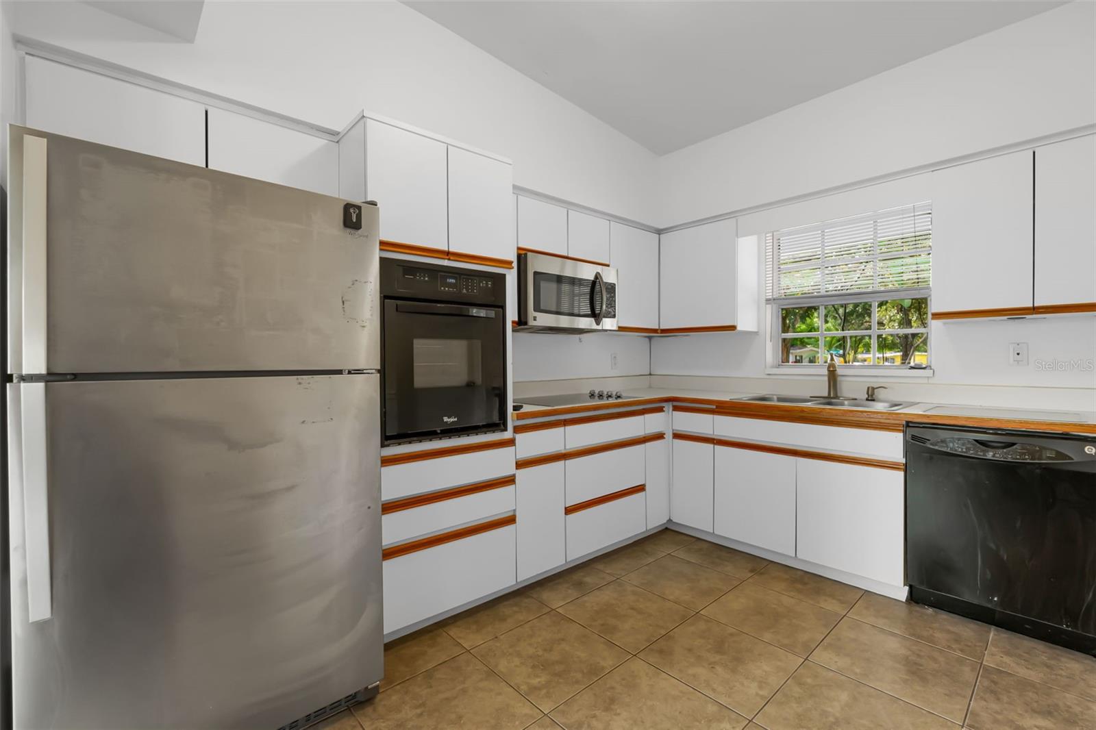 Image 7 of 15 For 4411 Montclair Road