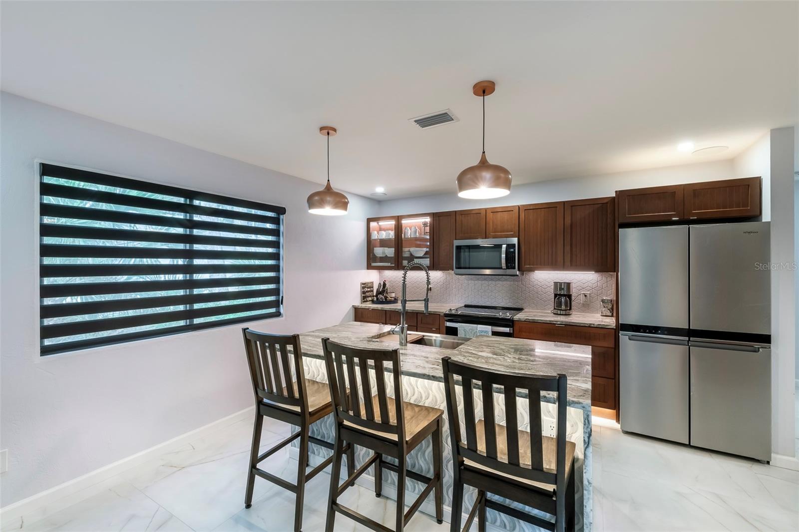 Image 11 of 24 For 1506 Poplar Drive