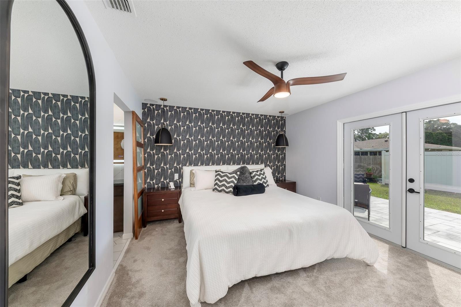 Image 19 of 24 For 1506 Poplar Drive