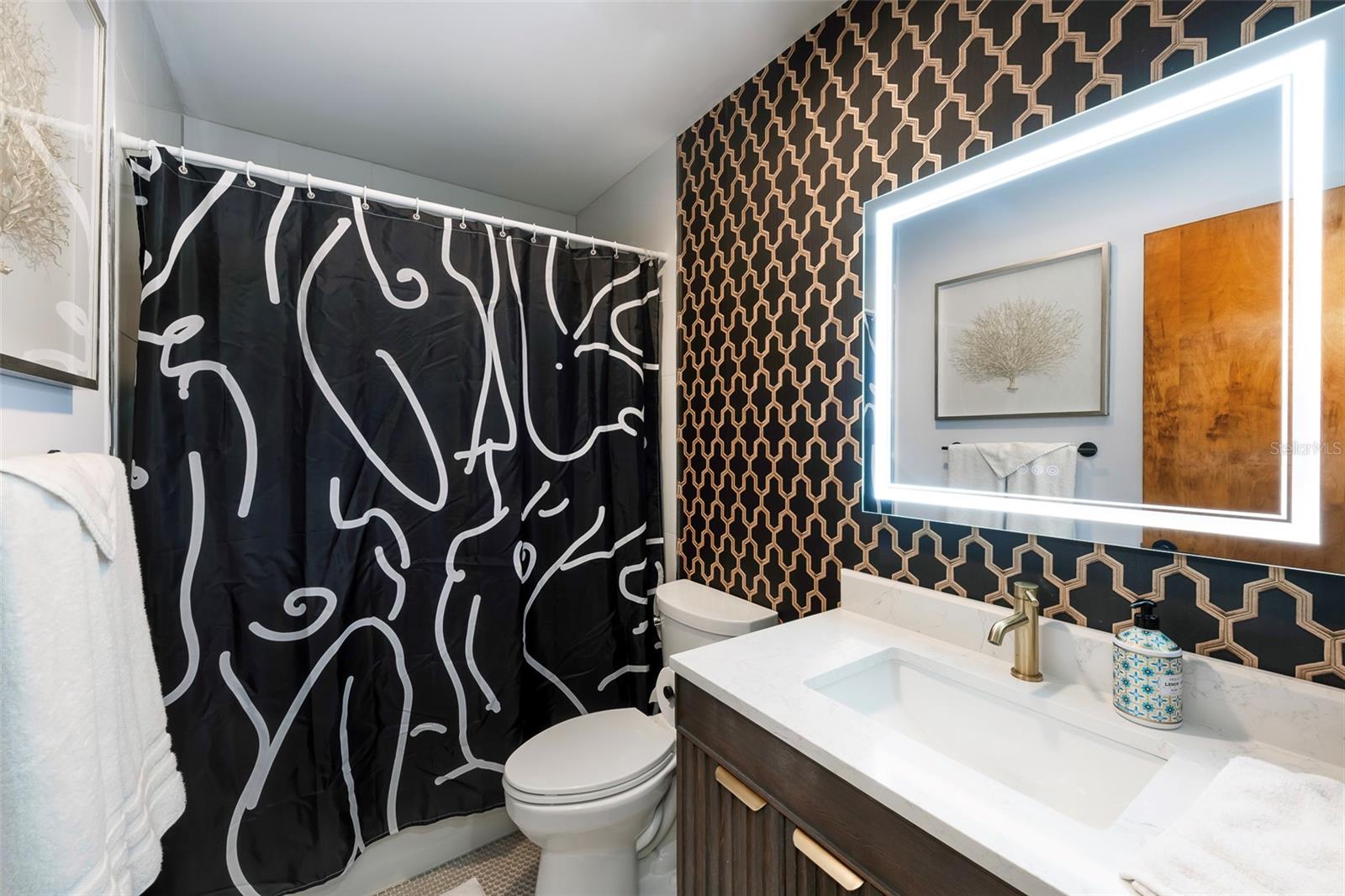 Image 21 of 24 For 1506 Poplar Drive