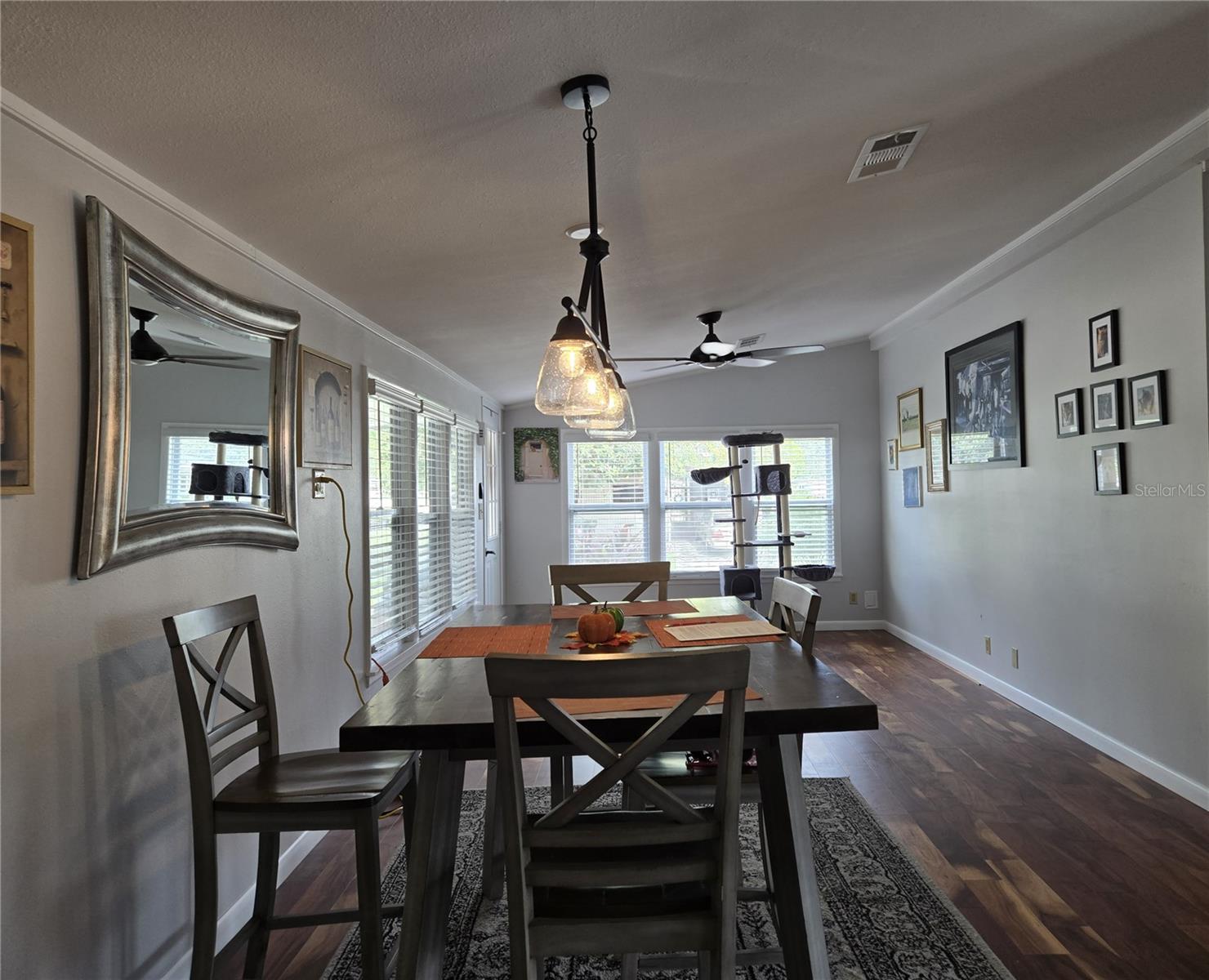 Image 8 of 23 For 2314 Loveplum Court 639