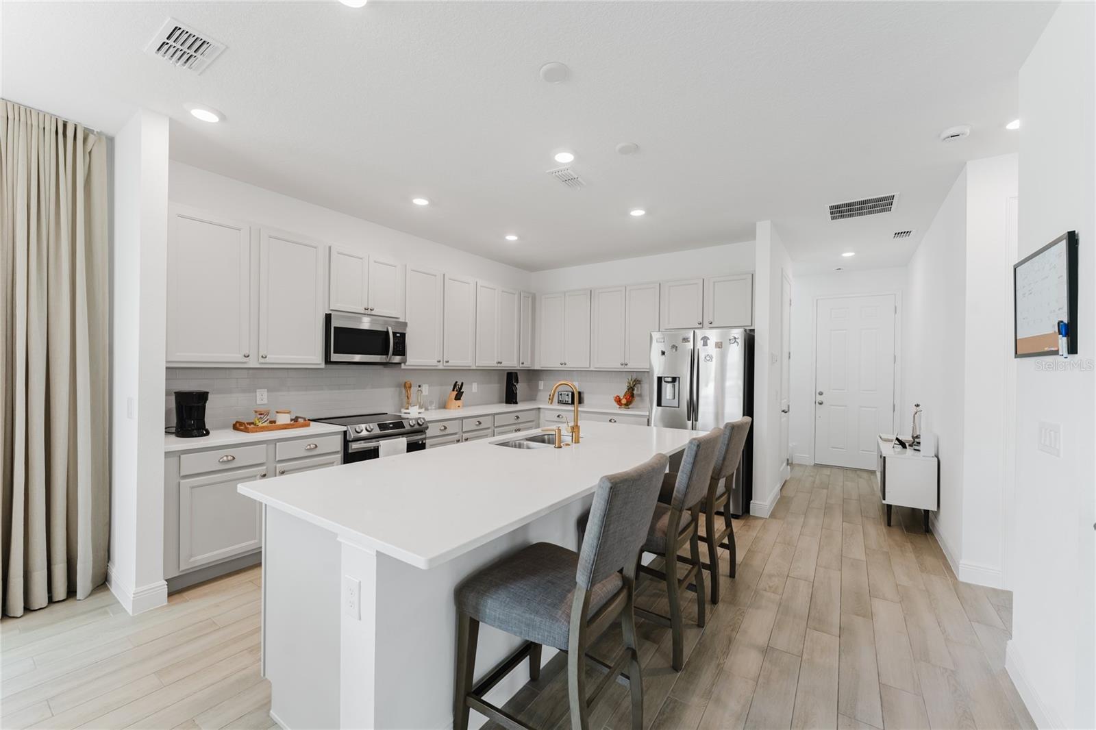 Image 17 of 60 For 11359 Pixie Mandarin Court