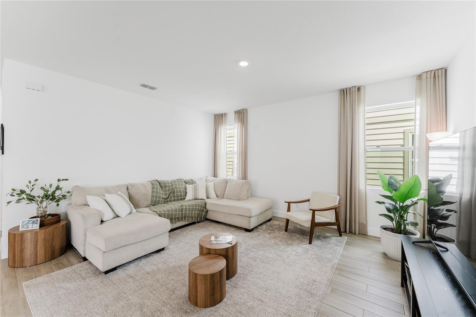 Image 19 of 60 For 11359 Pixie Mandarin Court