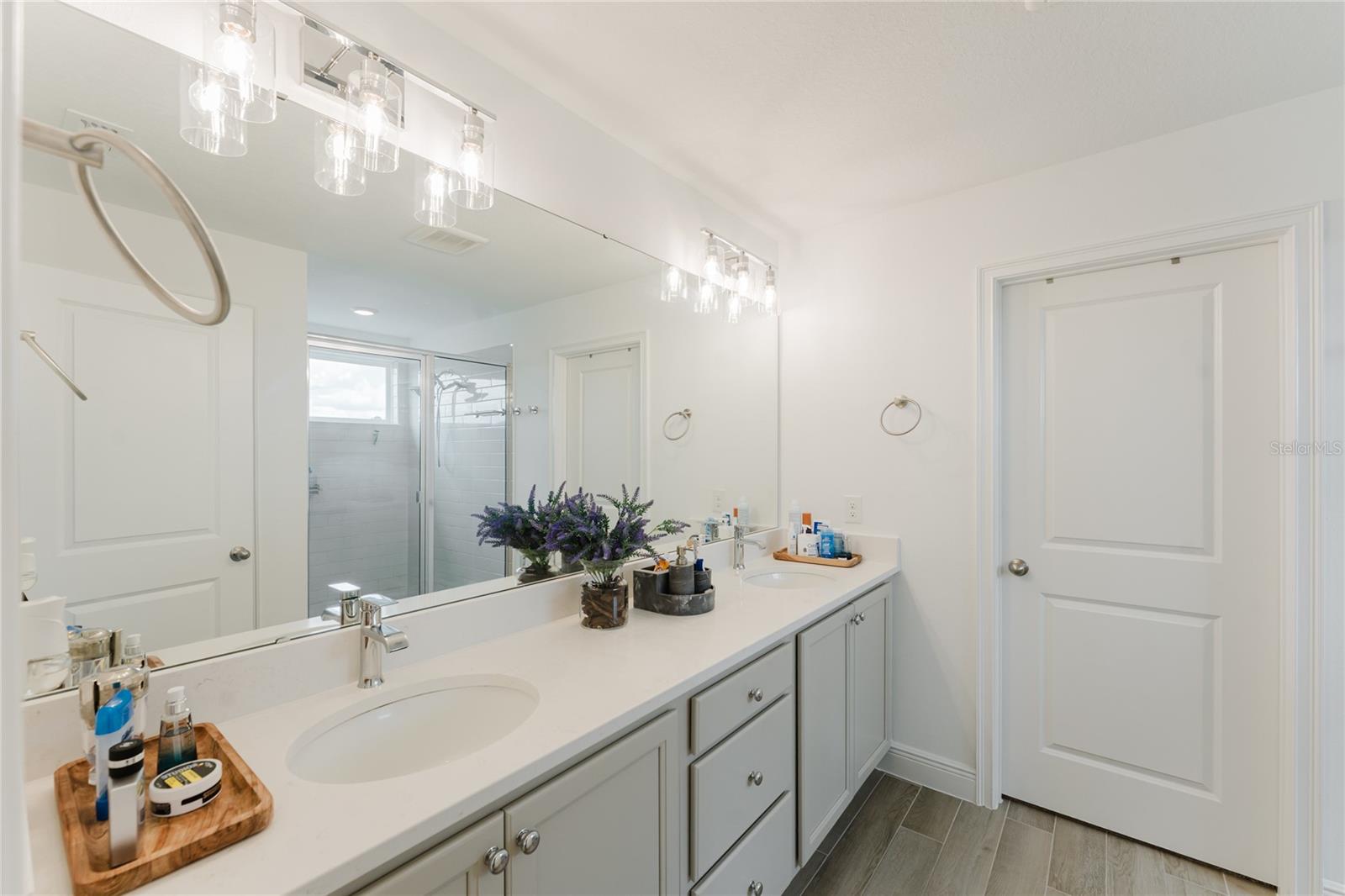 Image 40 of 60 For 11359 Pixie Mandarin Court