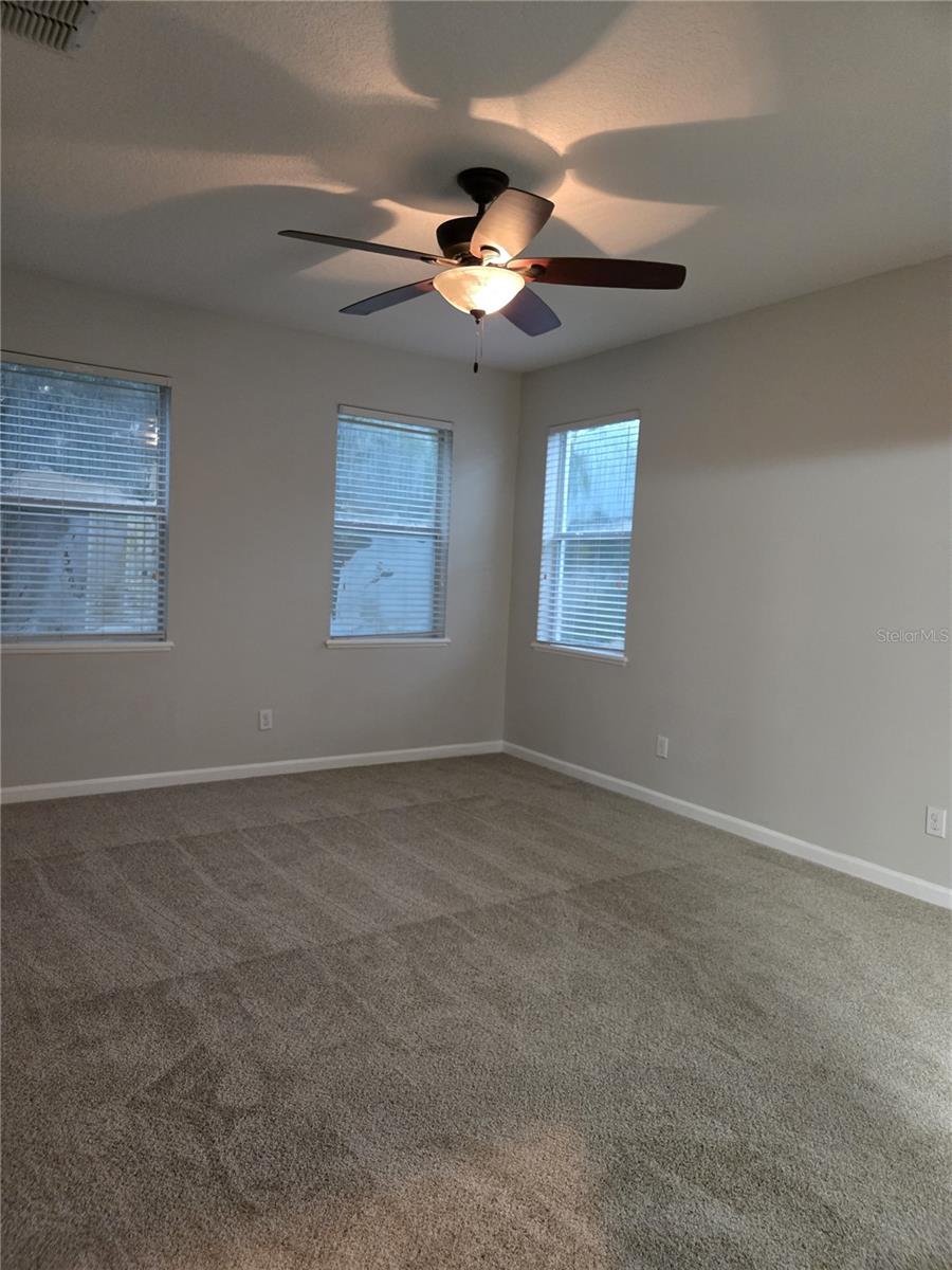 Image 15 of 25 For 624 Spring Oak Circle
