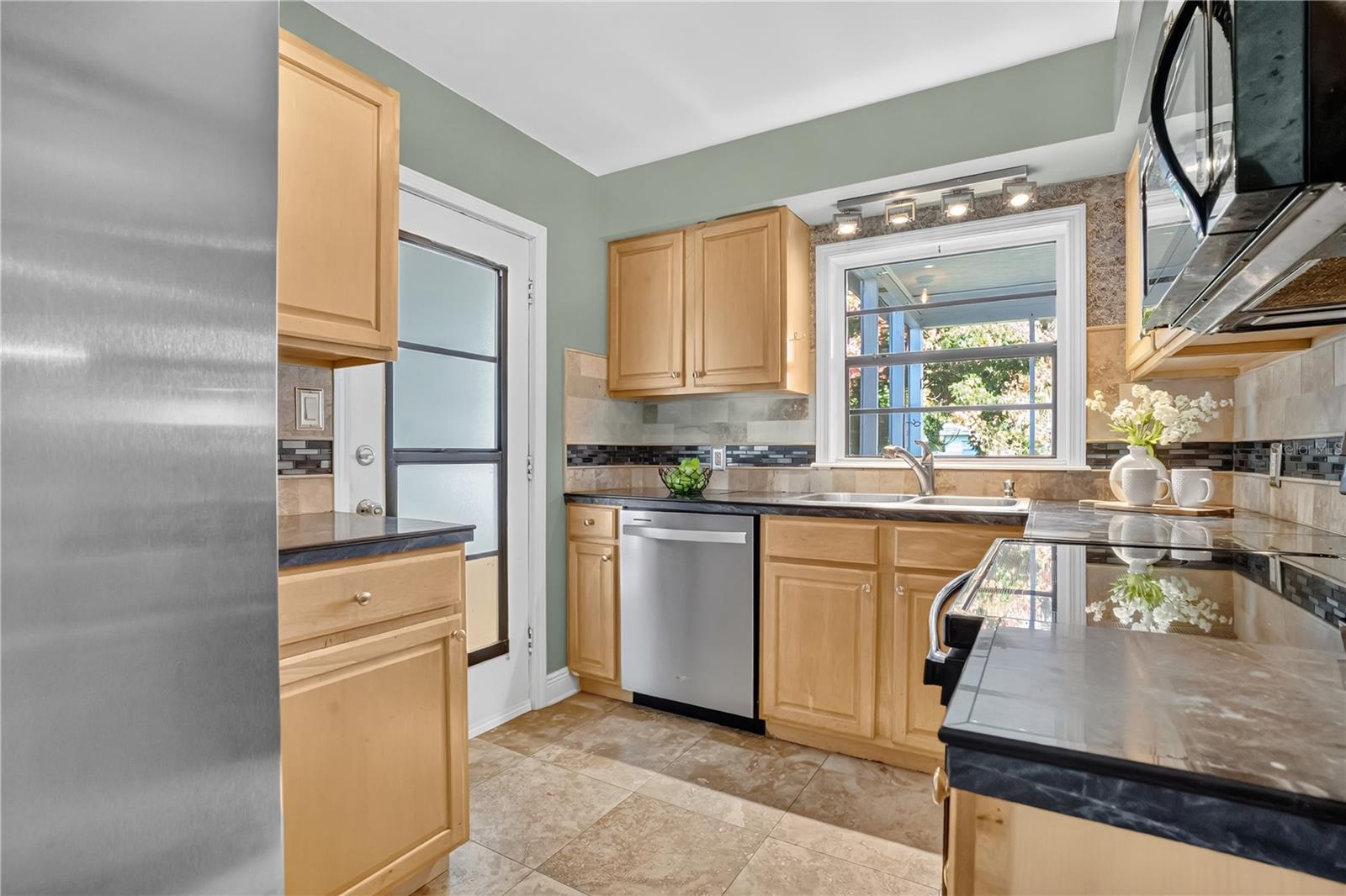 Image 21 of 37 For 3213 Dupree Avenue