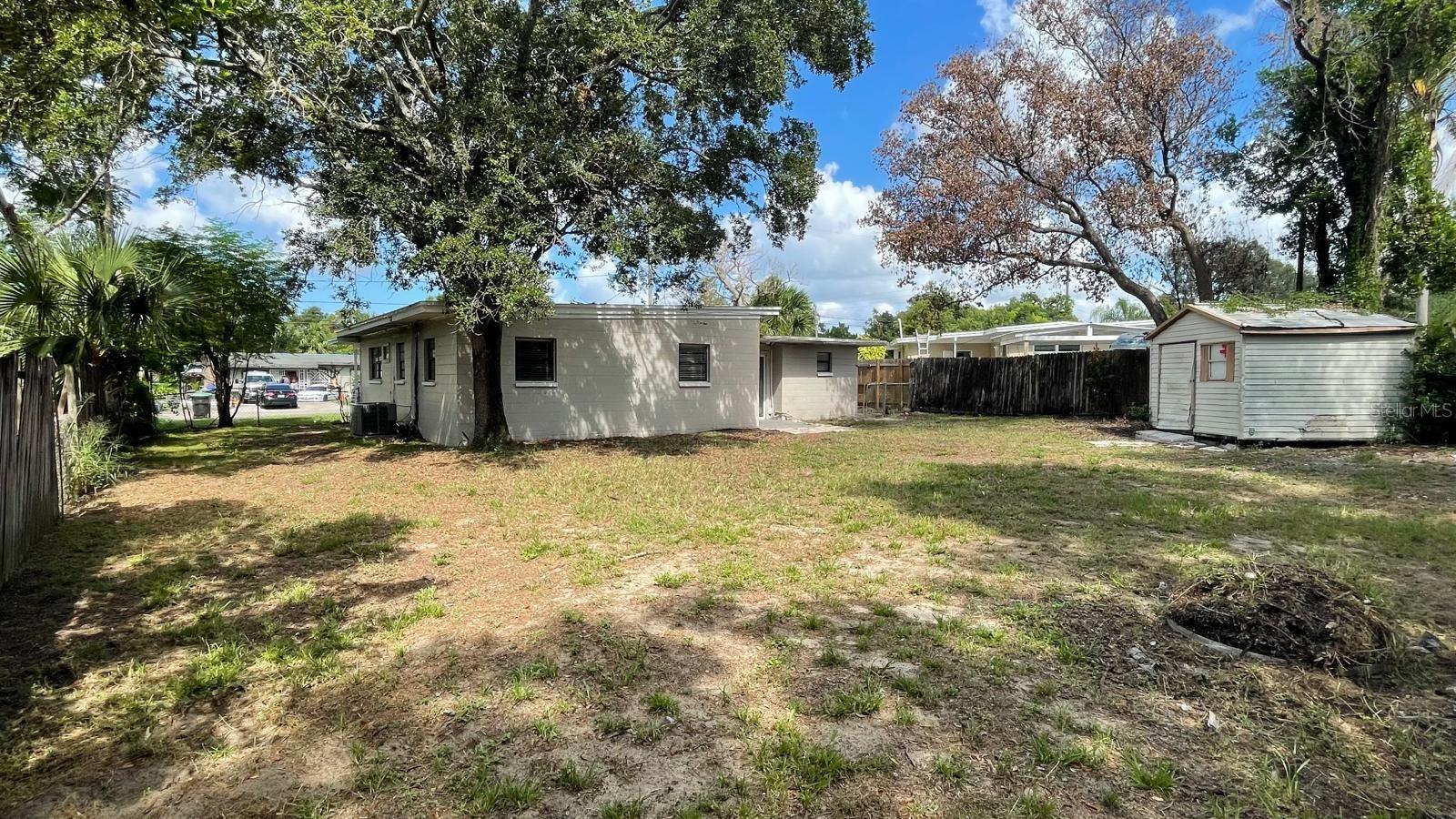 Image 15 of 18 For 1413 Hialeah Drive