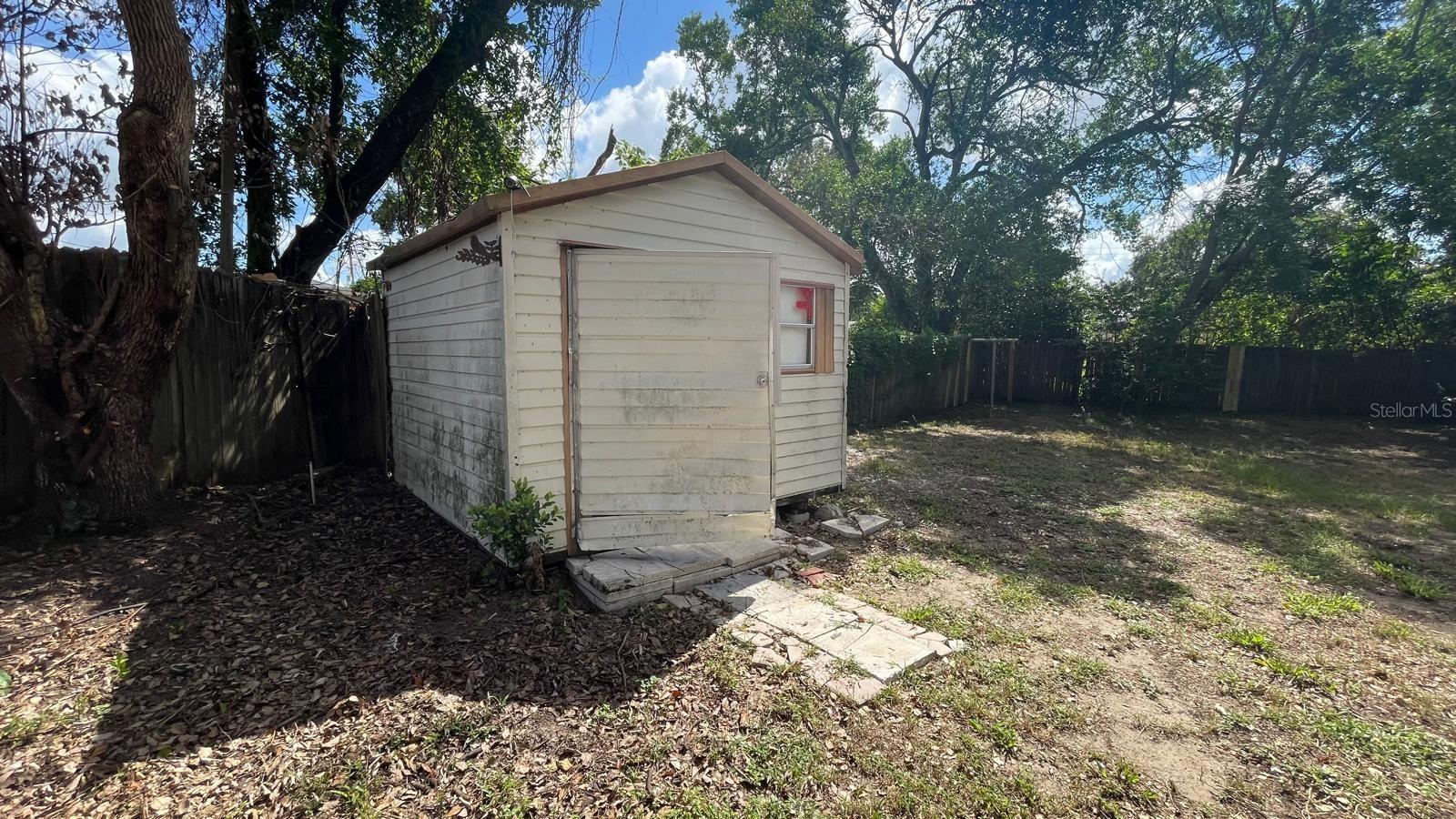 Image 17 of 18 For 1413 Hialeah Drive