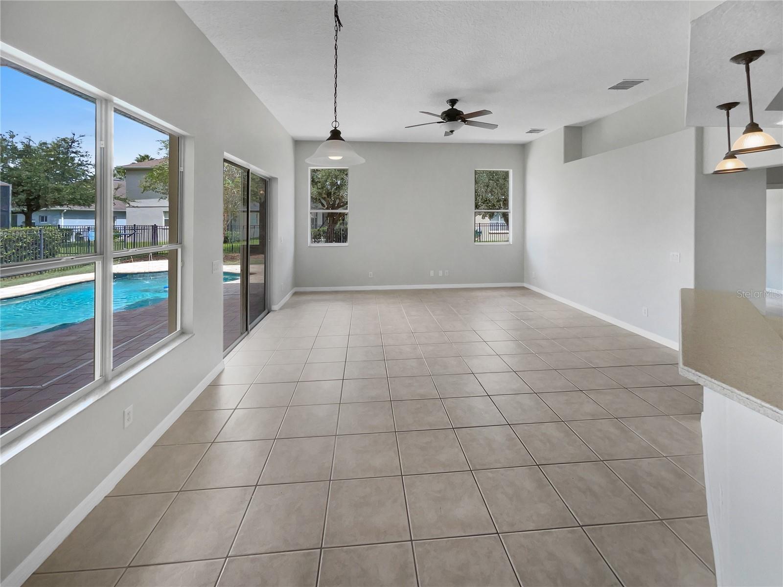 Image 13 of 35 For 7143 Lake Carlisle Boulevard