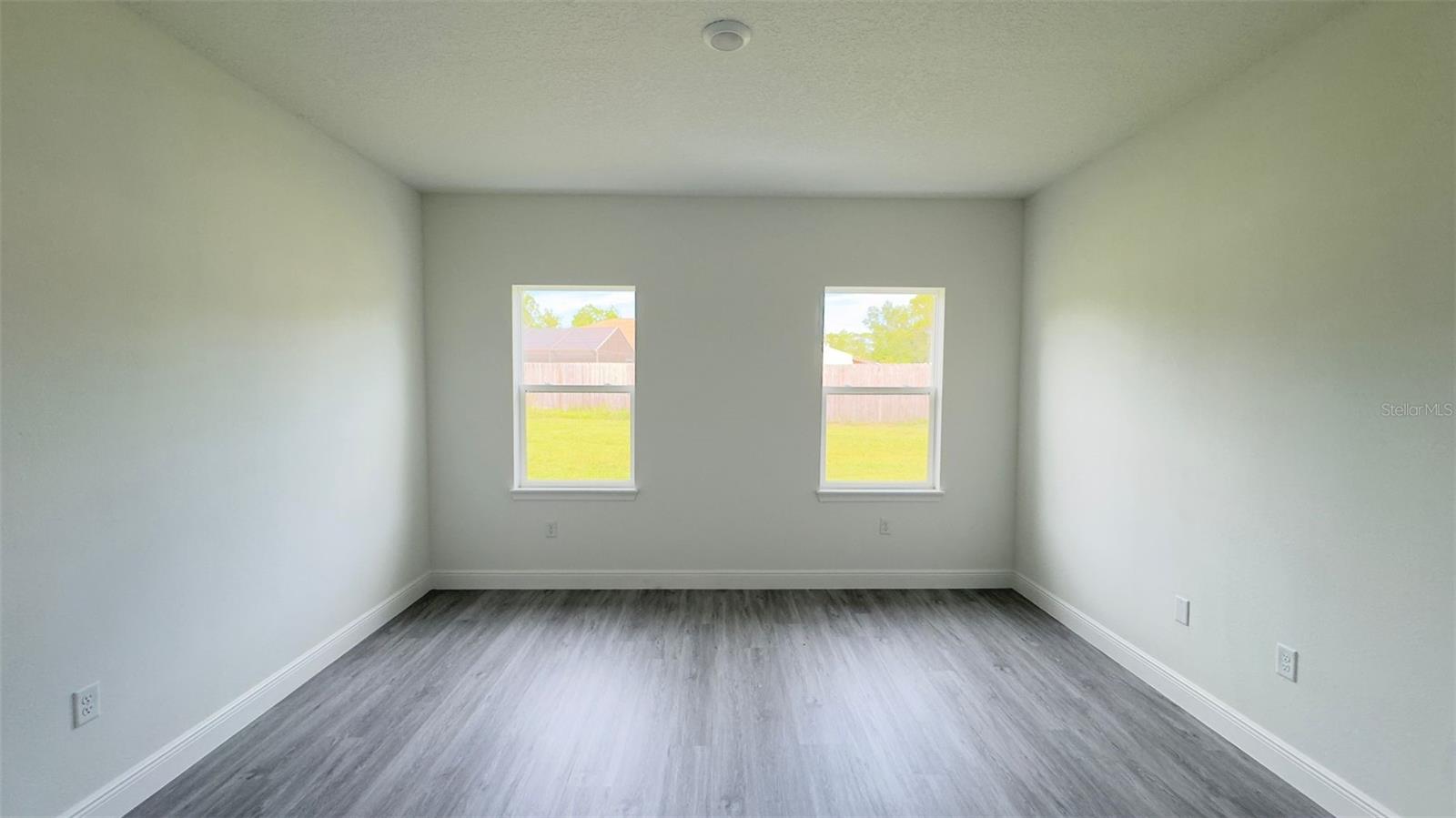 Image 10 of 23 For 9848 Cortlandt Drive