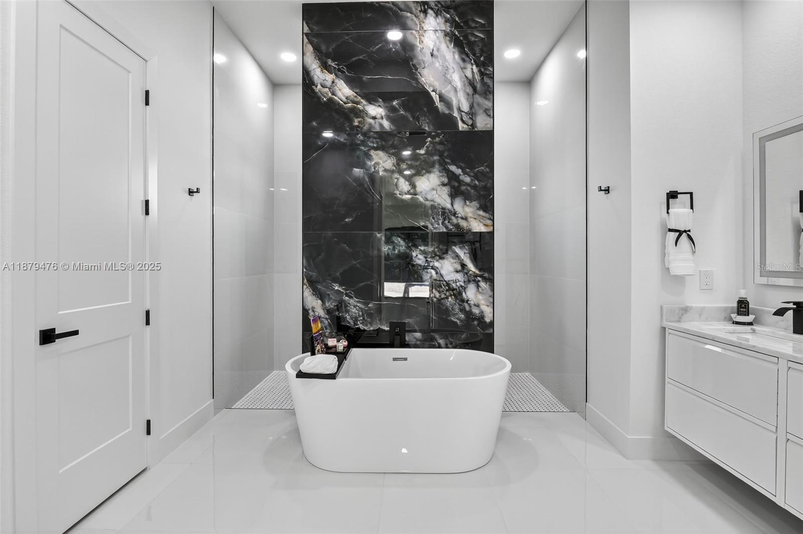 Image 28 of 54 For 2107 2nd Place