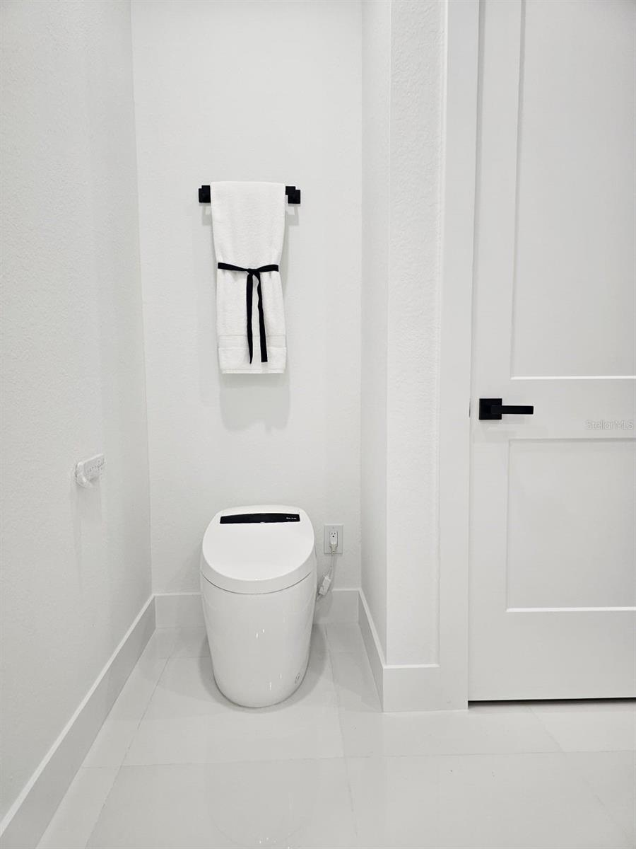 Image 30 of 54 For 2107 2nd Place