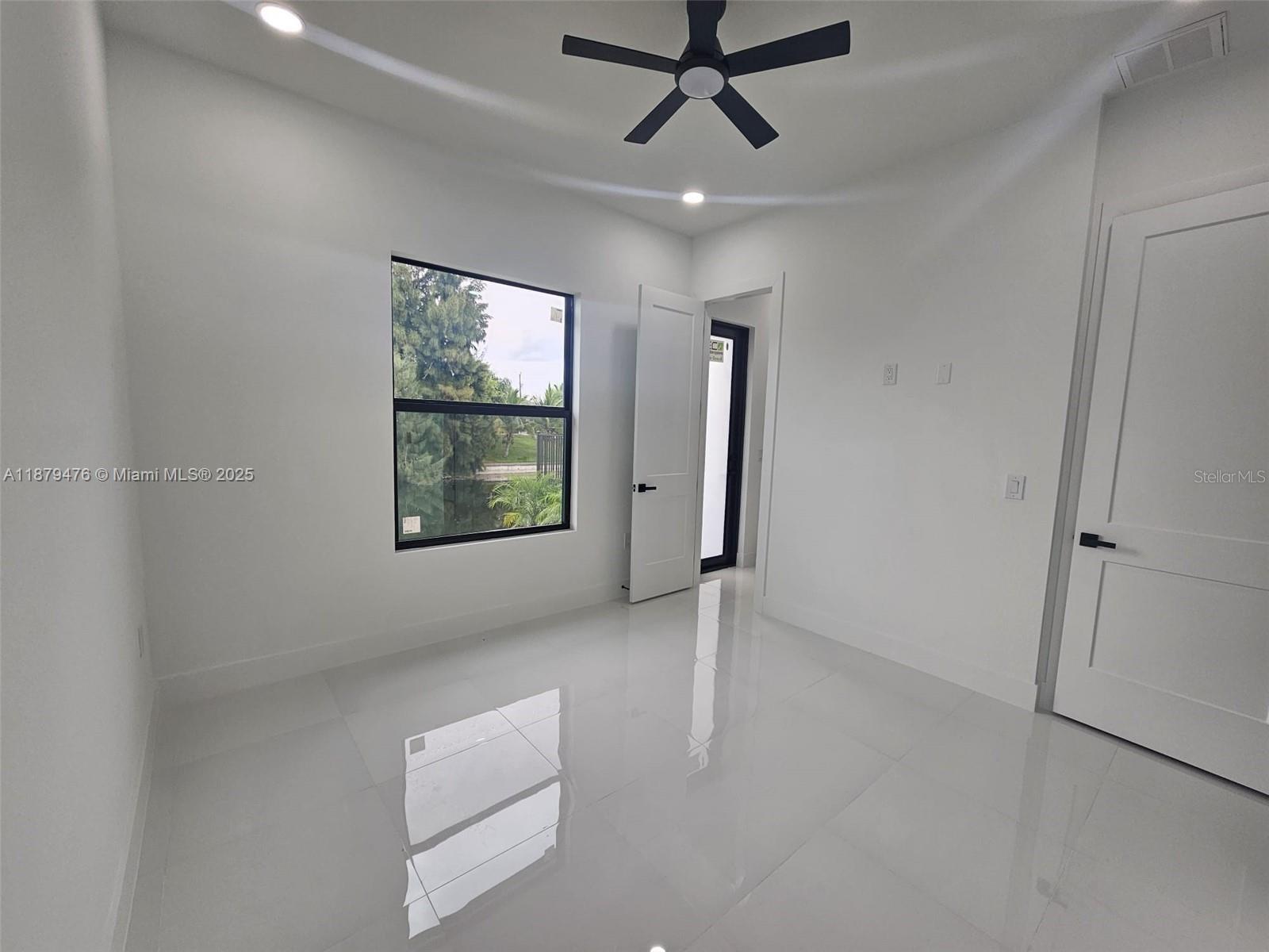 Image 38 of 54 For 2107 2nd Place