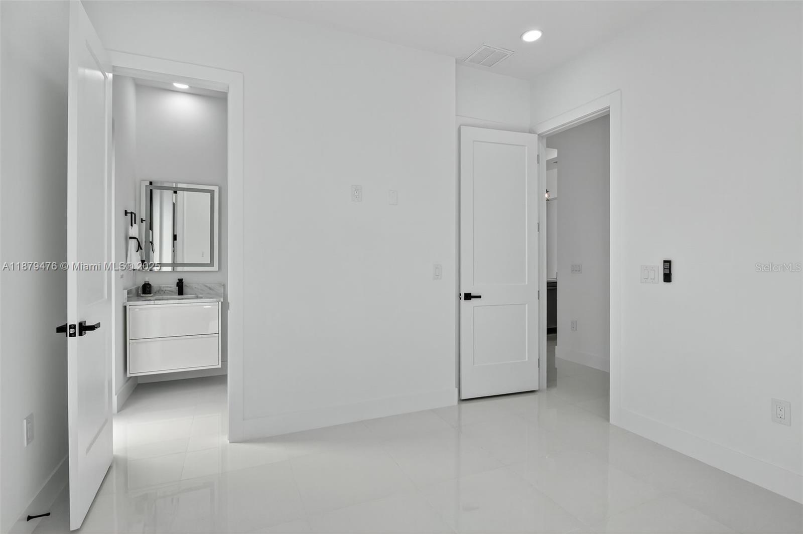 Image 41 of 54 For 2107 2nd Place