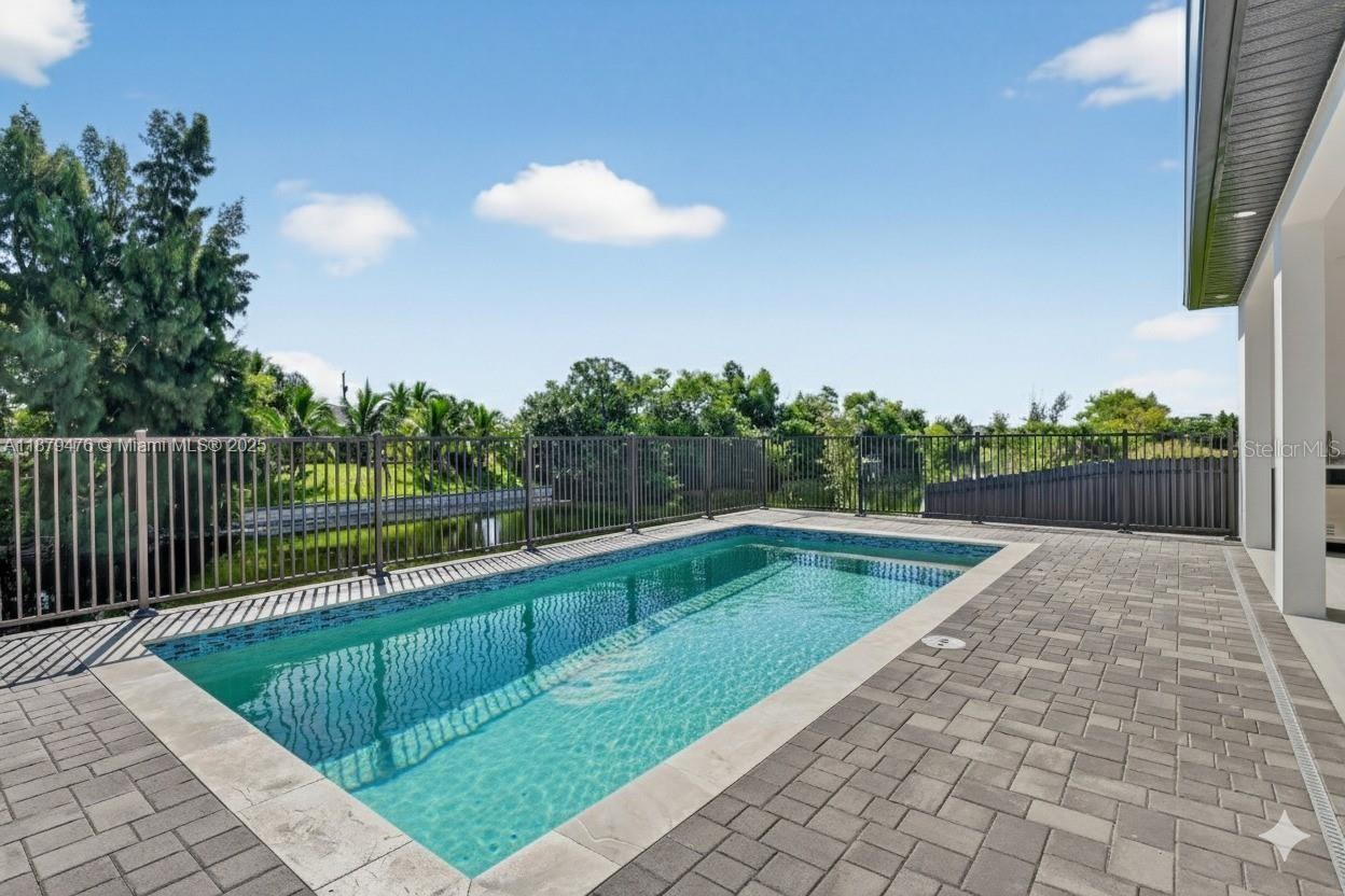 Image 54 of 54 For 2107 2nd Place