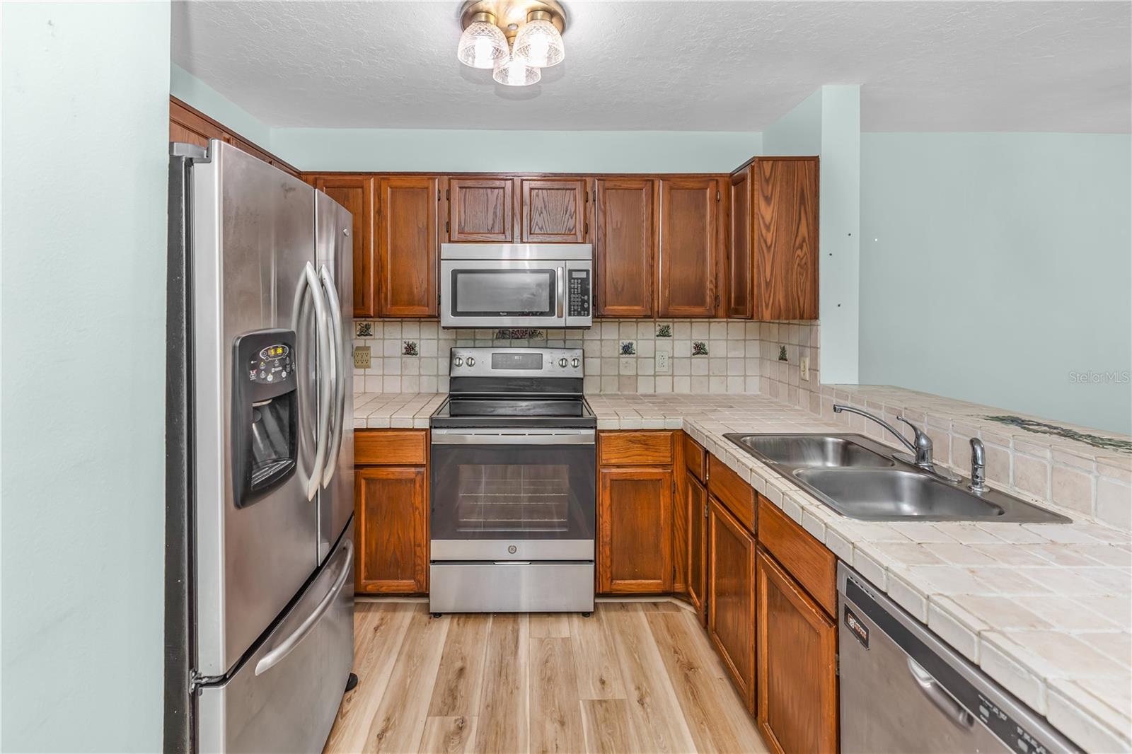 Image 5 of 23 For 5412 Rutland Court