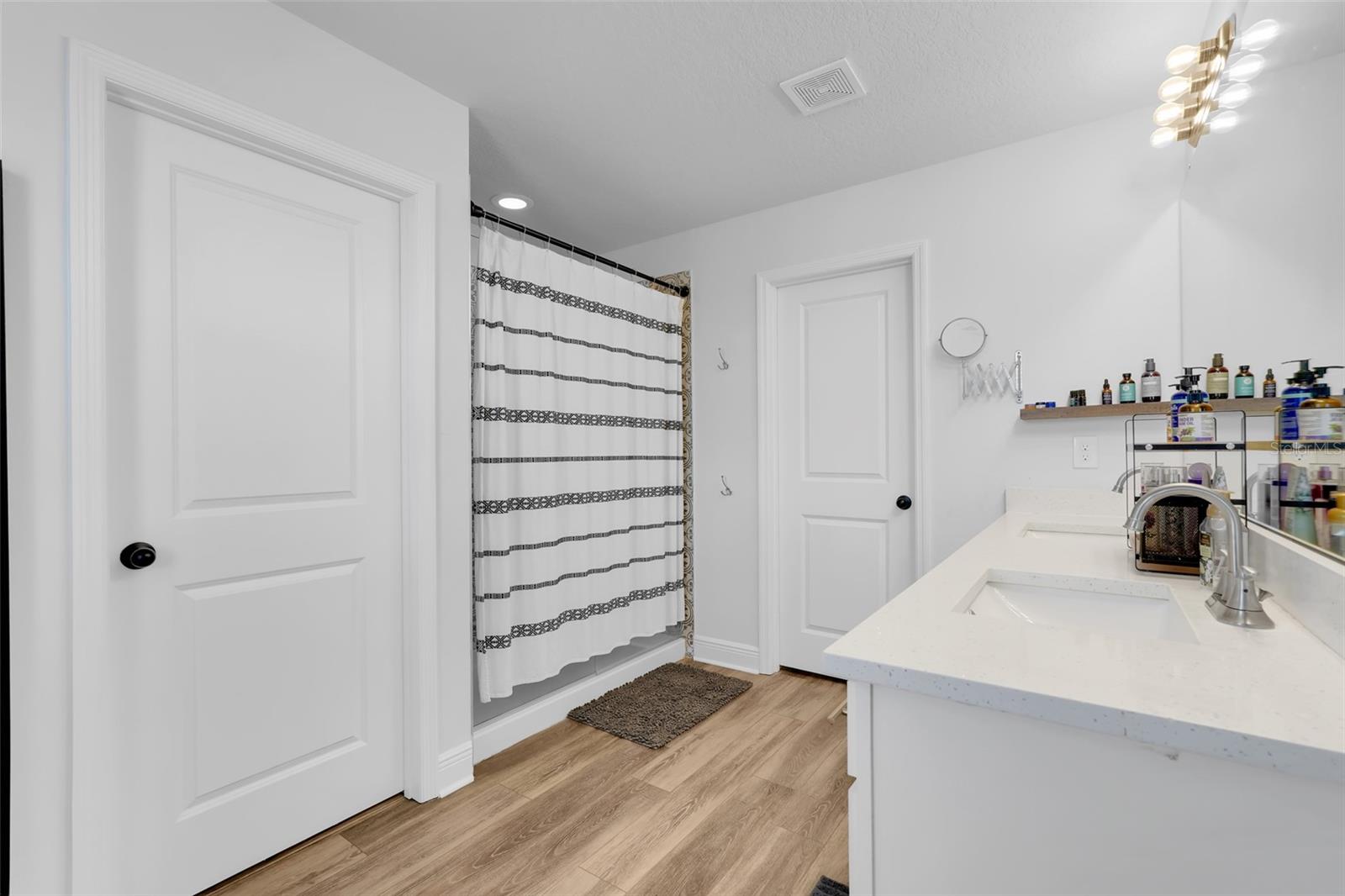 Image 21 of 45 For 3528 Bristol Cove Lane