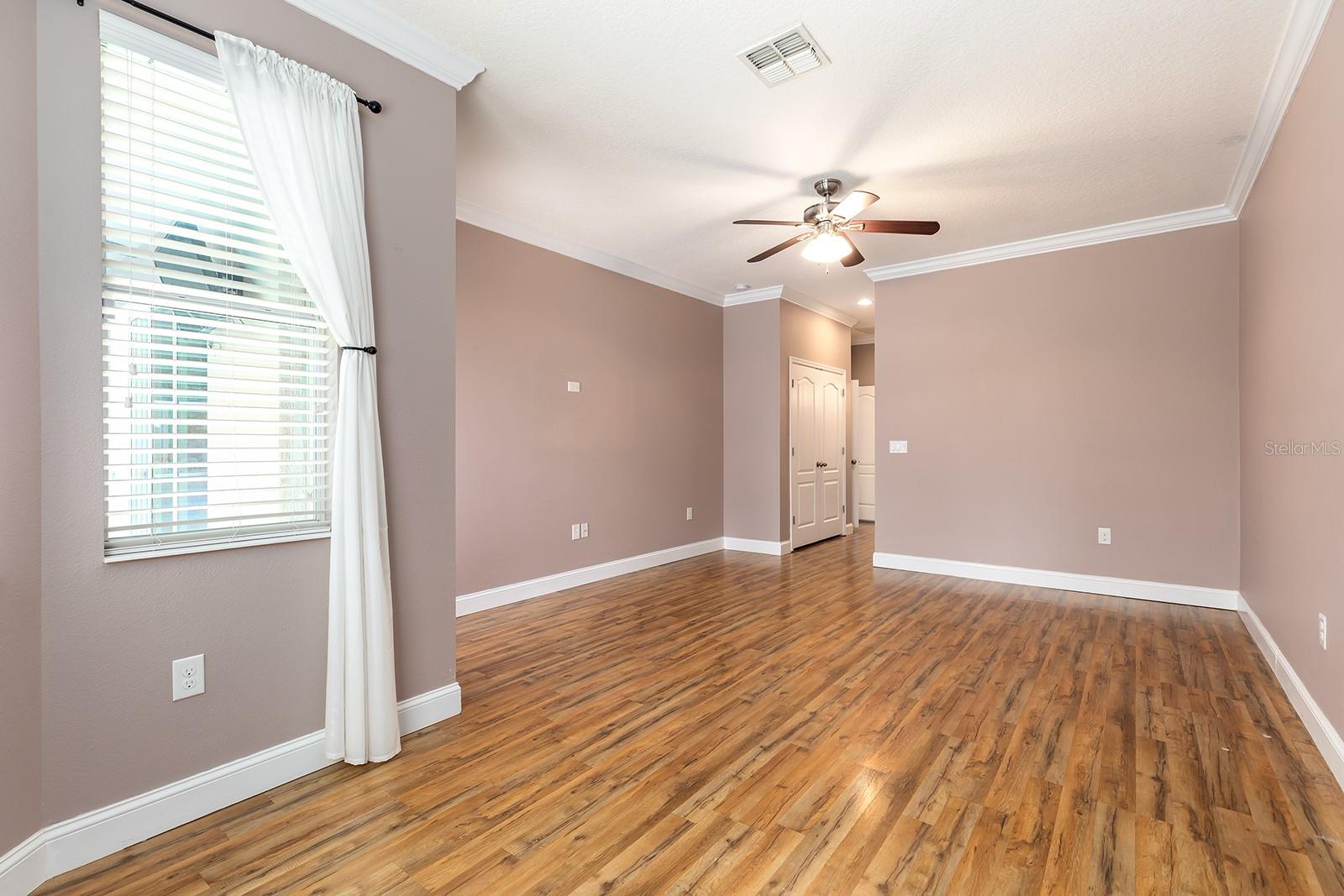 Image 19 of 41 For 2450 Misty Cove Circle