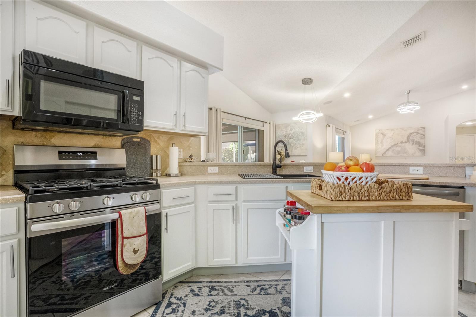 Image 12 of 47 For 3143 Ibis Hill Street