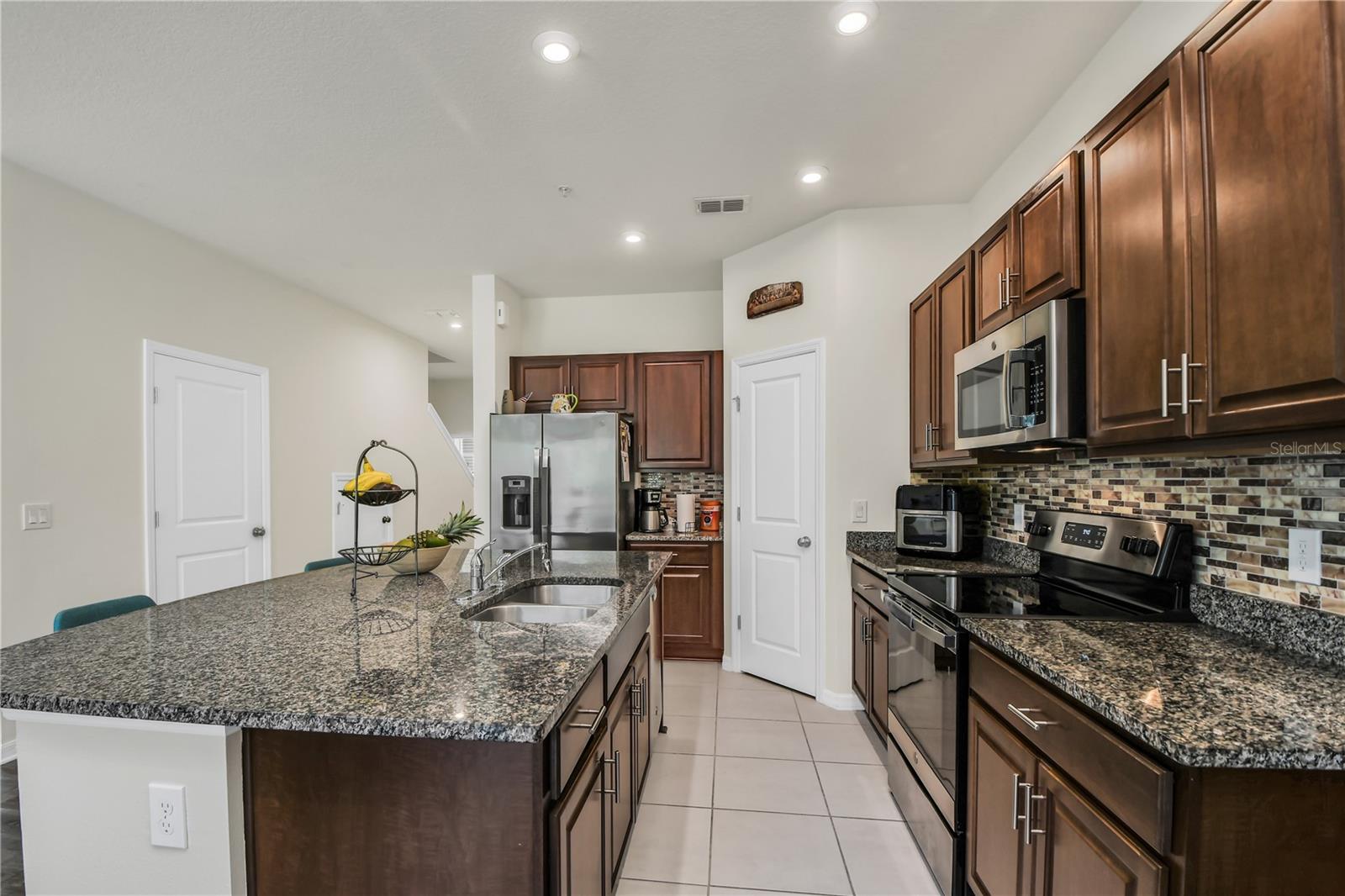 Image 10 of 28 For 2087 Crystal Bell Street