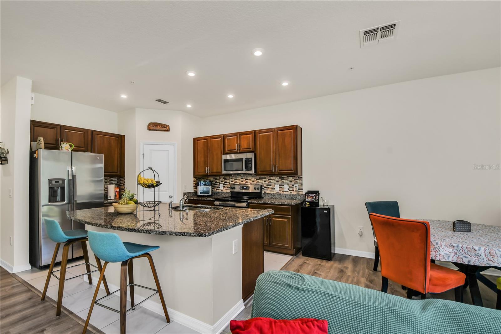 Image 11 of 28 For 2087 Crystal Bell Street