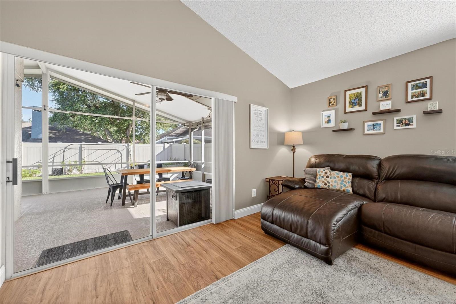 Image 31 of 72 For 497 Randon Terrace