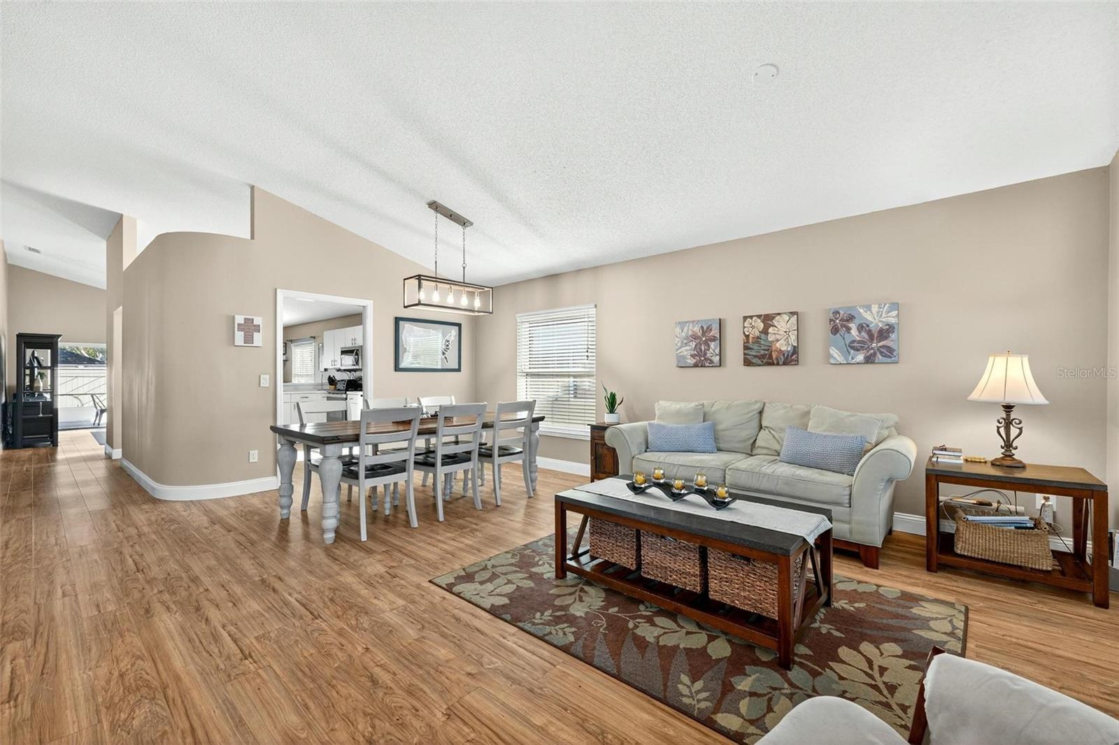 Image 8 of 72 For 497 Randon Terrace