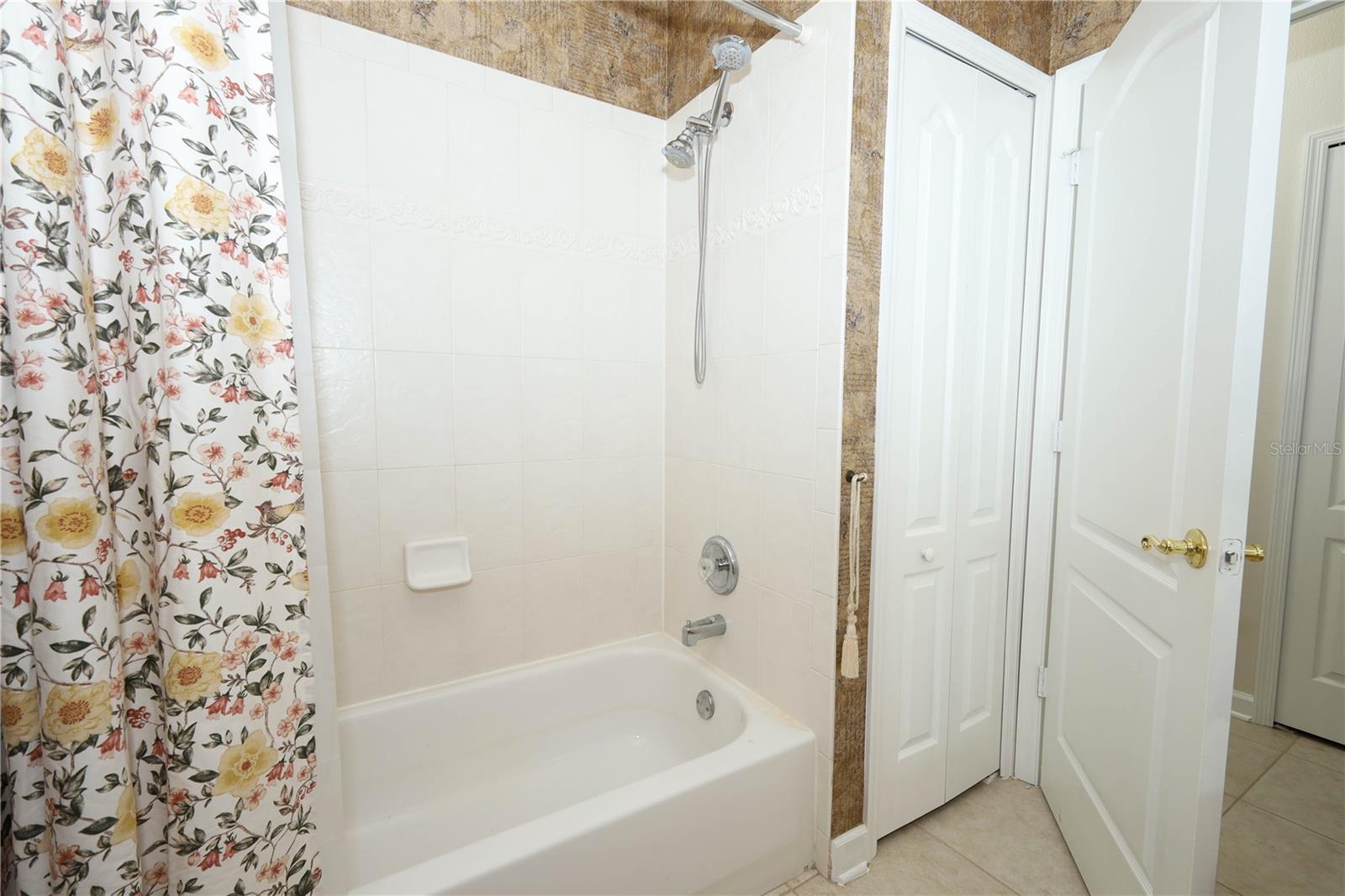 Image 29 of 46 For 3867 Brantley Place Circle