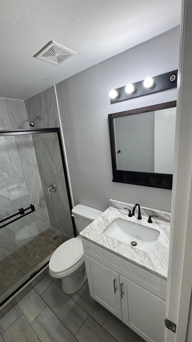 Image 12 of 22 For 1017 Beecher Street