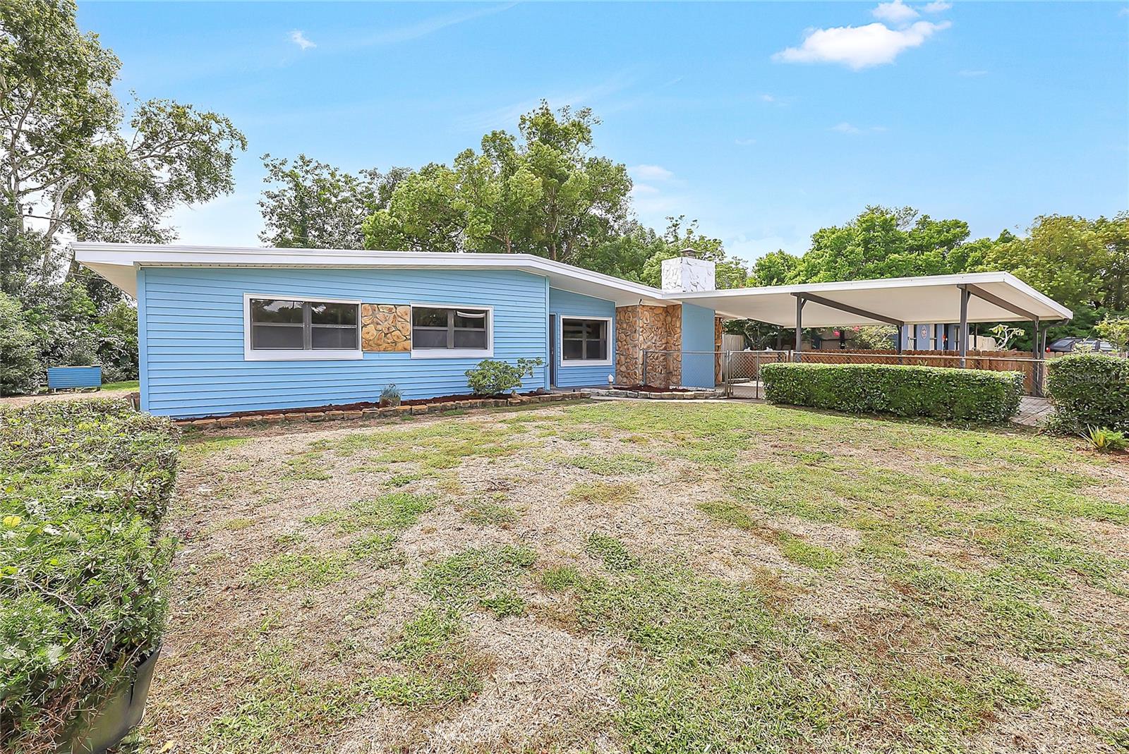 Image 4 of 32 For 619 Mimosa Terrace