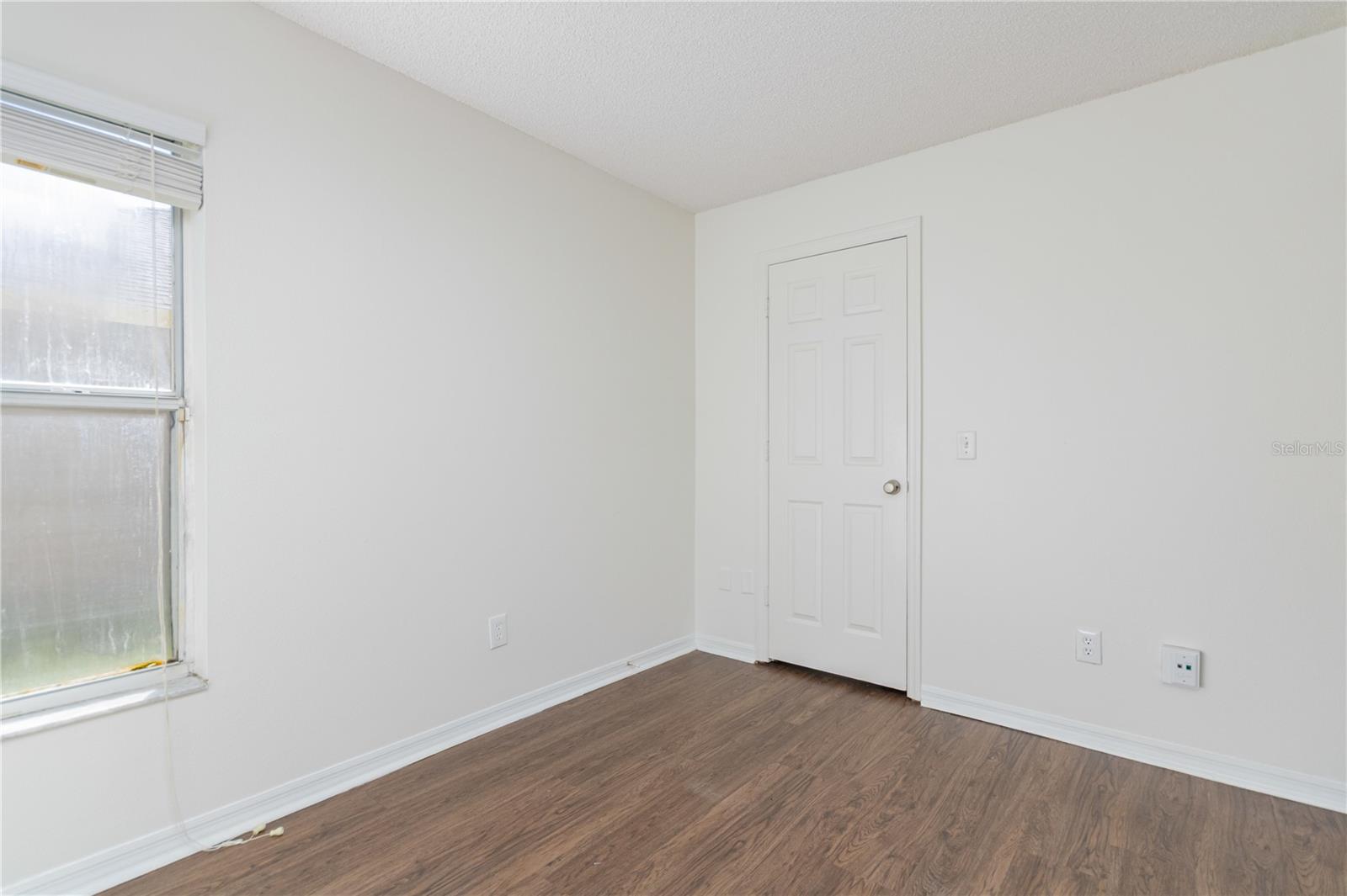 Image 13 of 15 For 250 Misty Meadow Dr