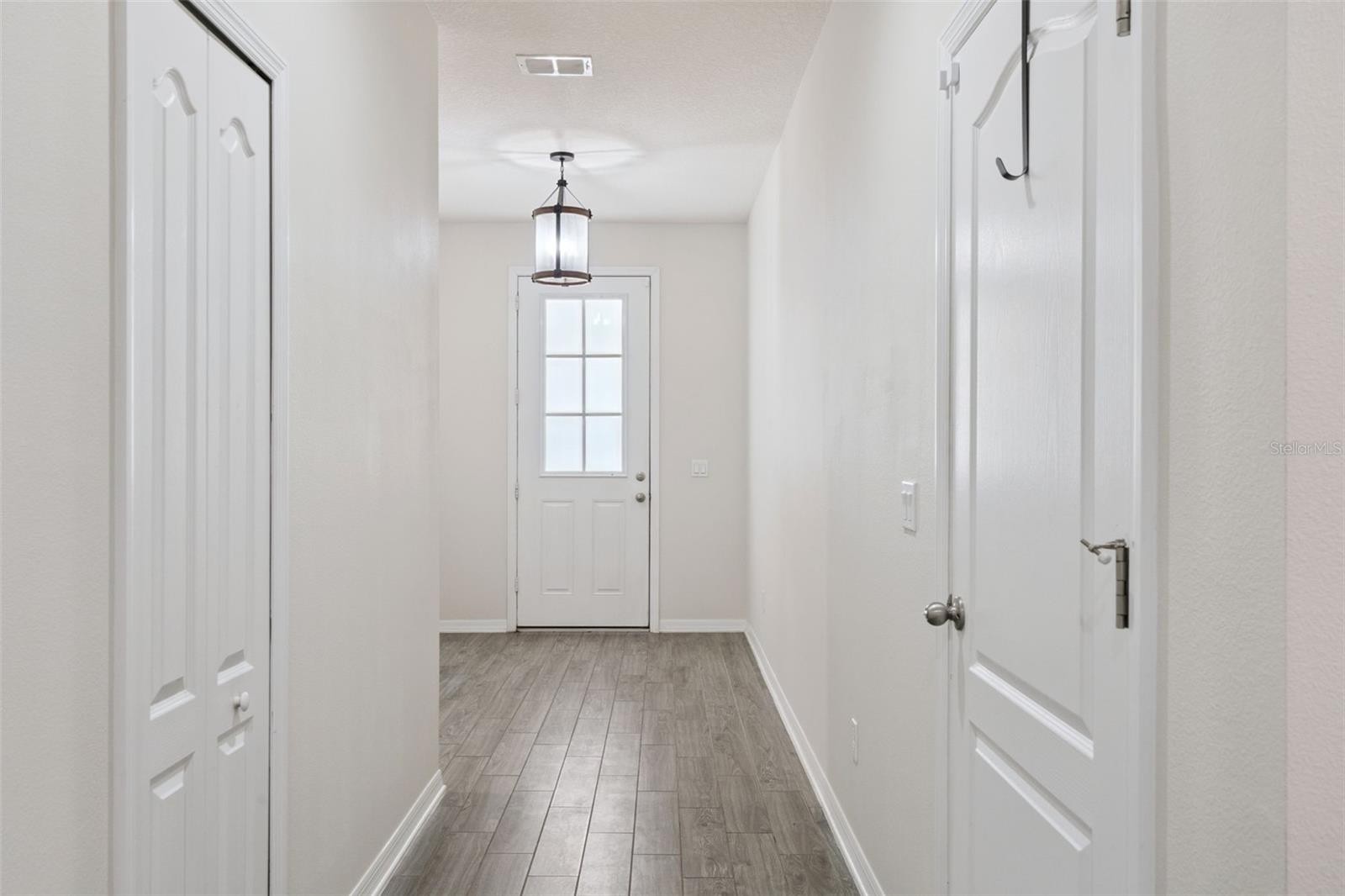 Image 42 of 62 For 14580 Cedar Hill Drive