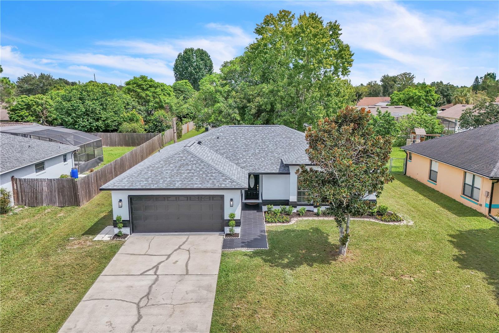 Image 33 of 42 For 2679 Forest View Lane