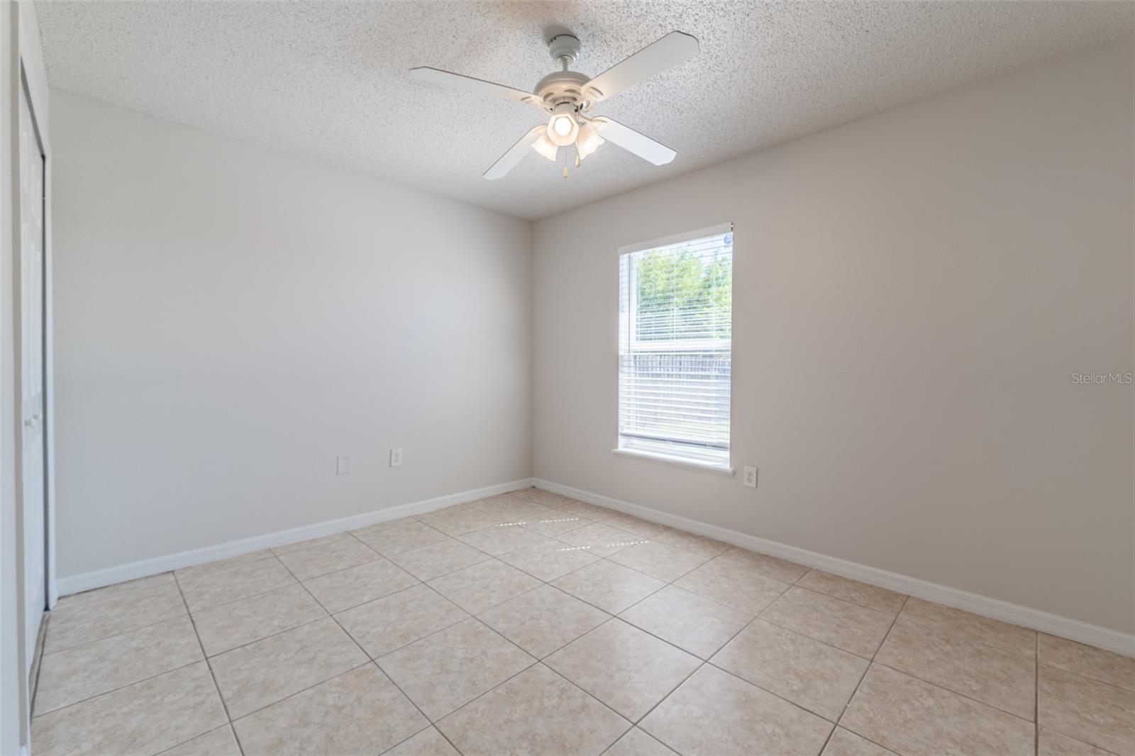 Image 17 of 26 For 719 Versailles Lane