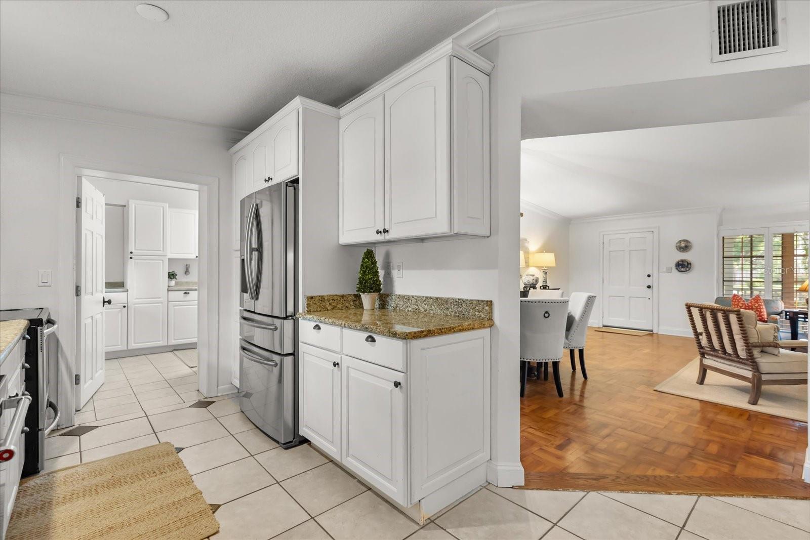 Image 16 of 49 For 2129 Fosgate Drive
