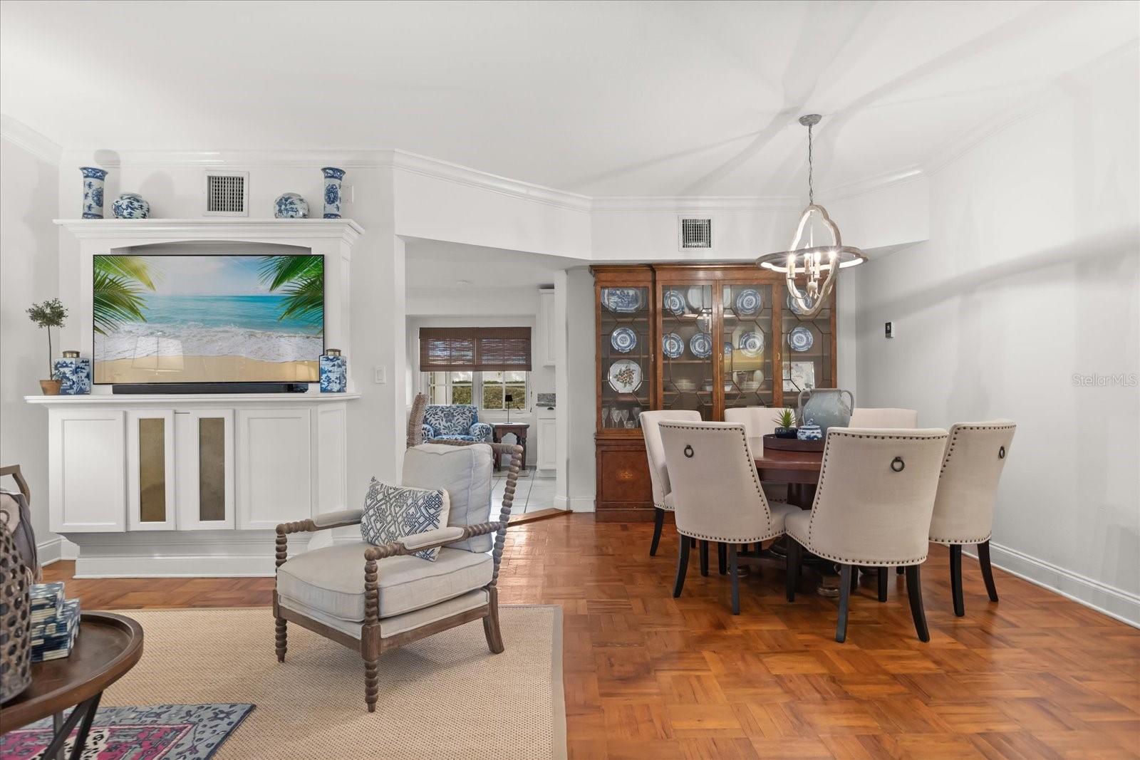 Image 9 of 49 For 2129 Fosgate Drive