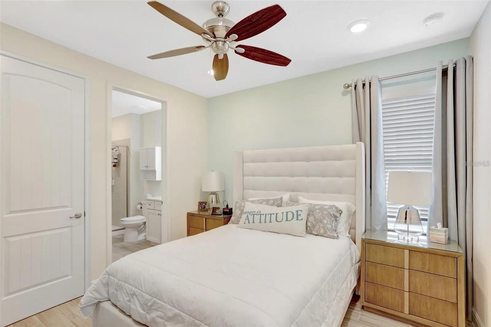 Image 29 of 97 For 8044 Lost Shaker Lane