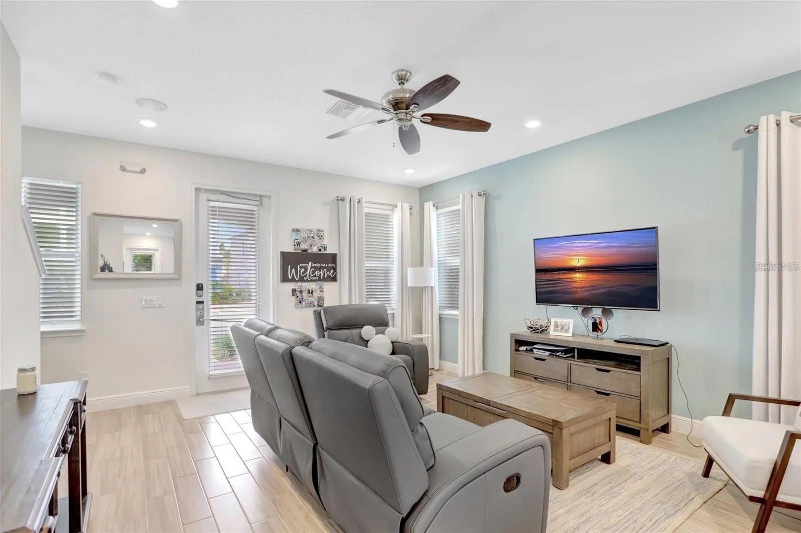 Image 5 of 97 For 8044 Lost Shaker Lane