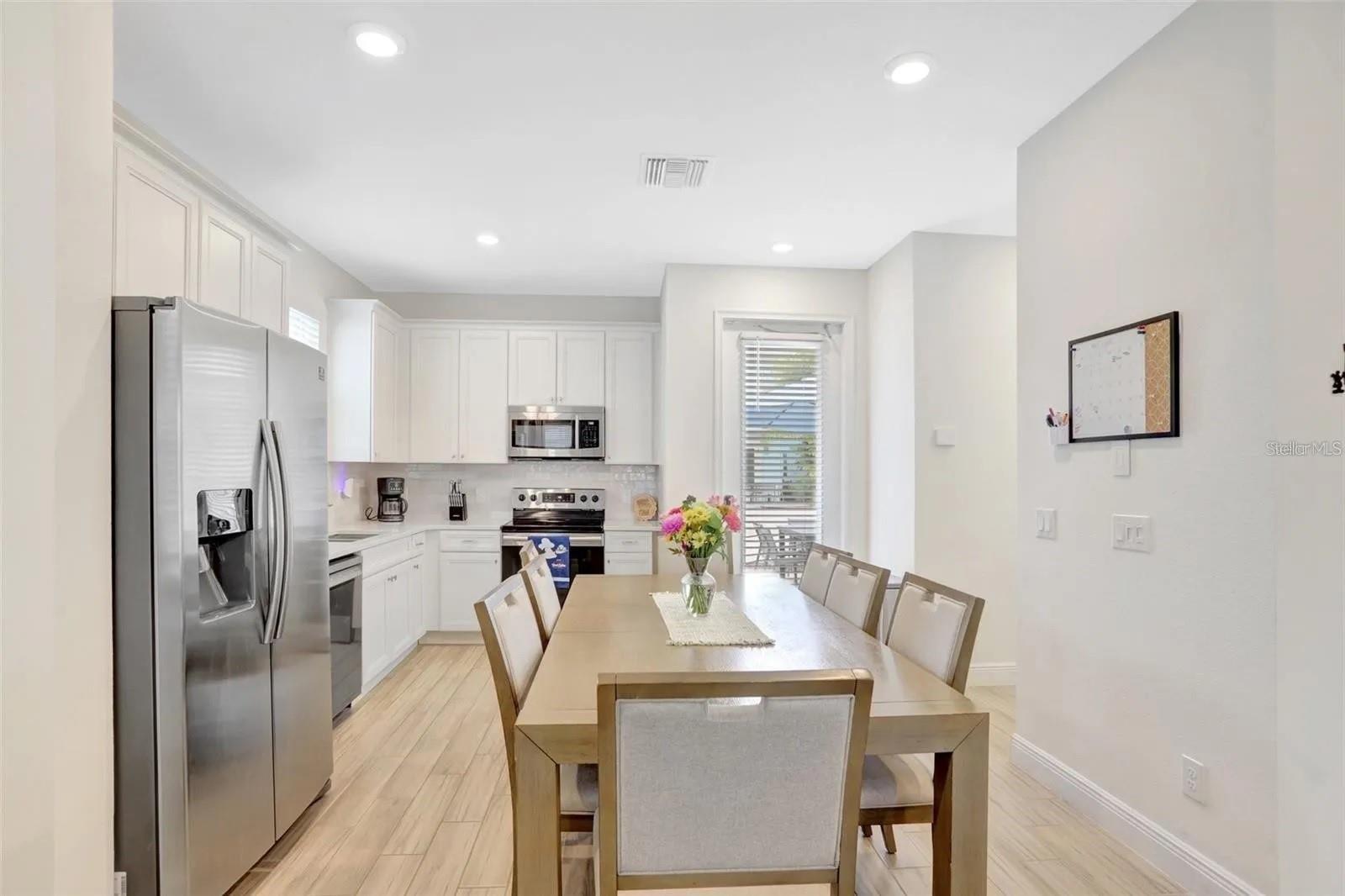 Image 6 of 97 For 8044 Lost Shaker Lane