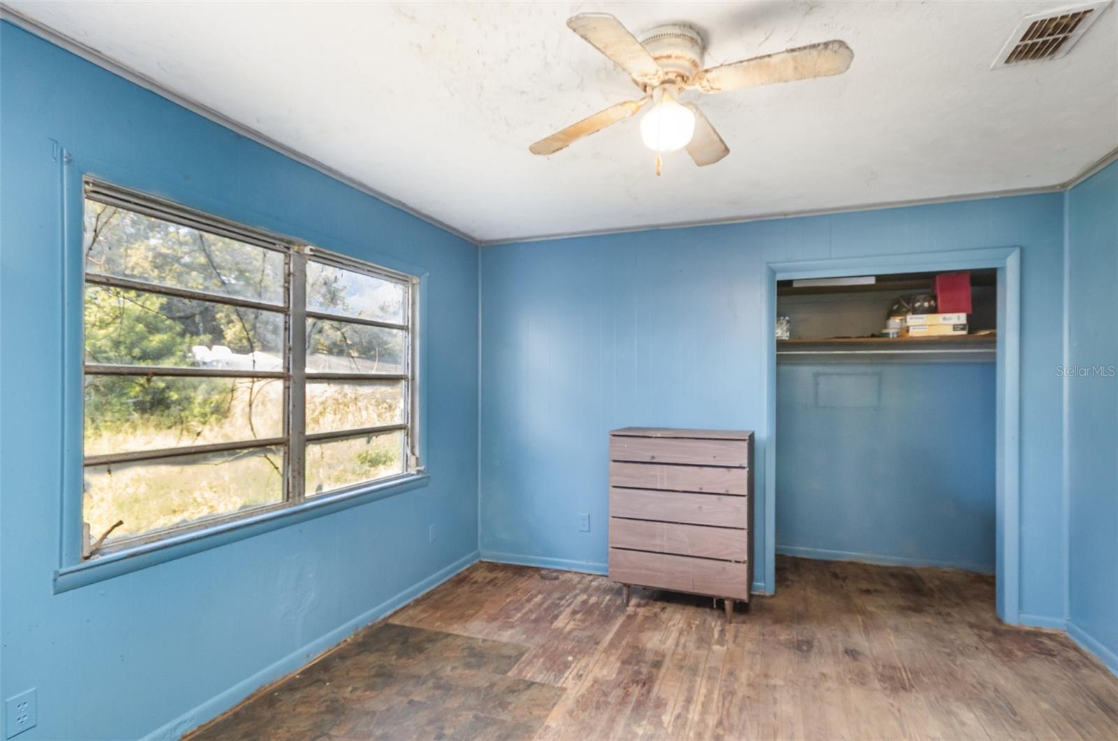 Image 13 of 25 For 305 16th Avenue